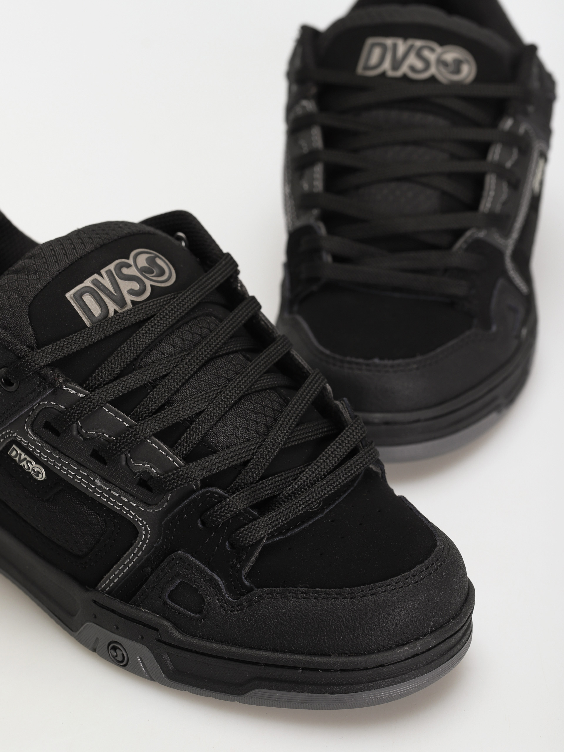 Boty DVS Comanche (black reflective charcoal nubuck)
