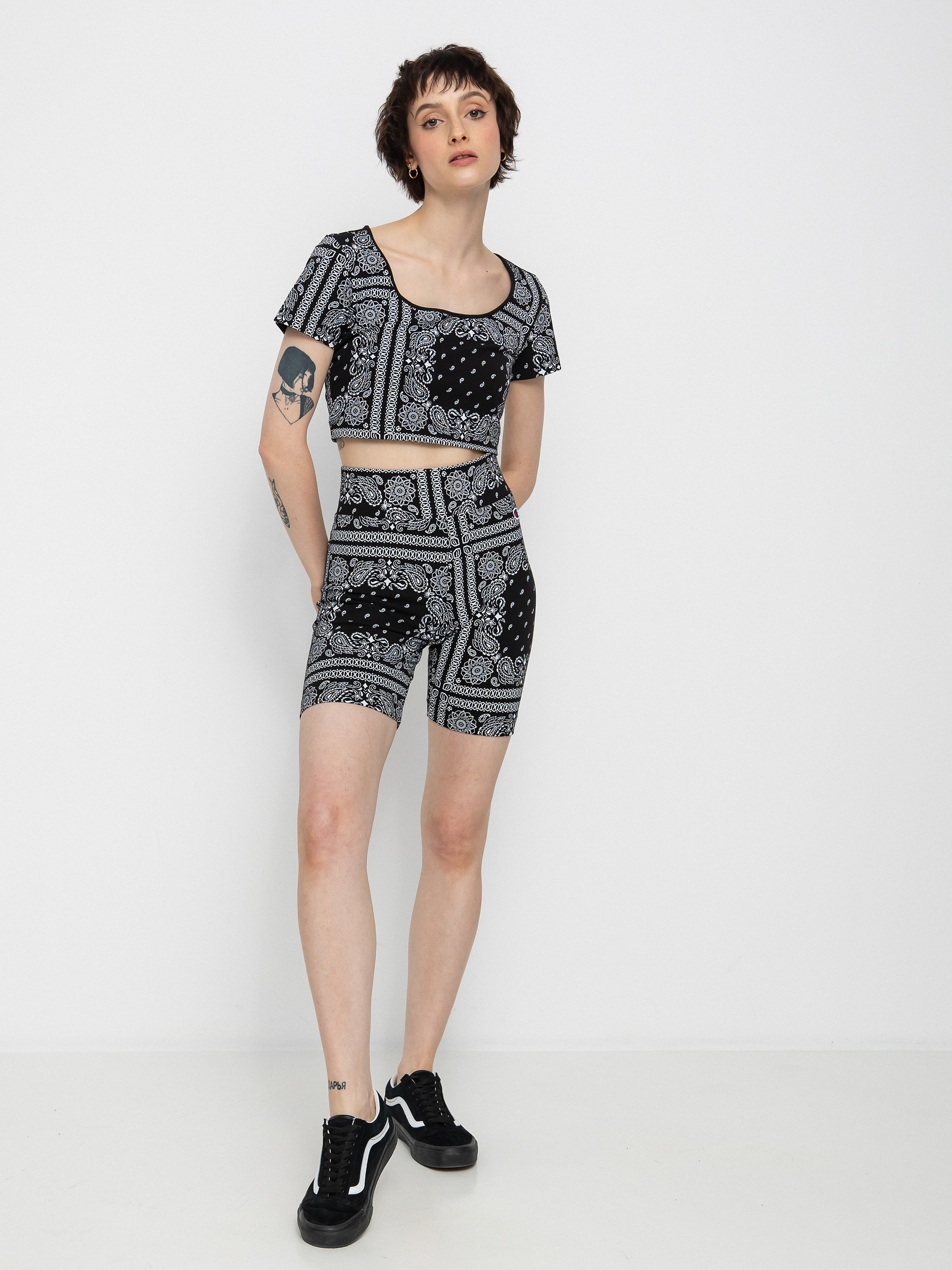 Tričko Champion Crewneck Croptop 115127 Wmn (nbk/allover)