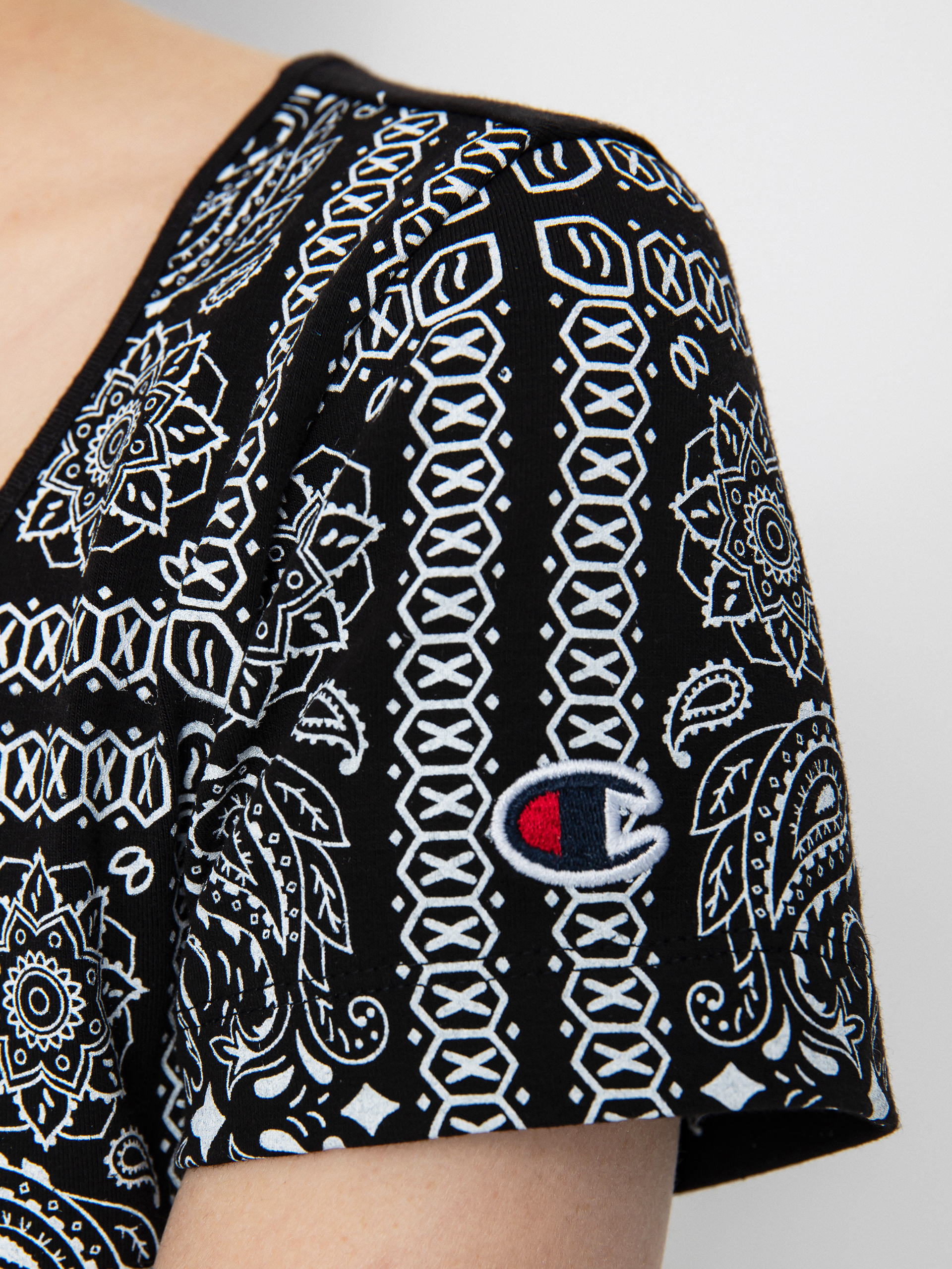 Tričko Champion Crewneck Croptop 115127 Wmn (nbk/allover)