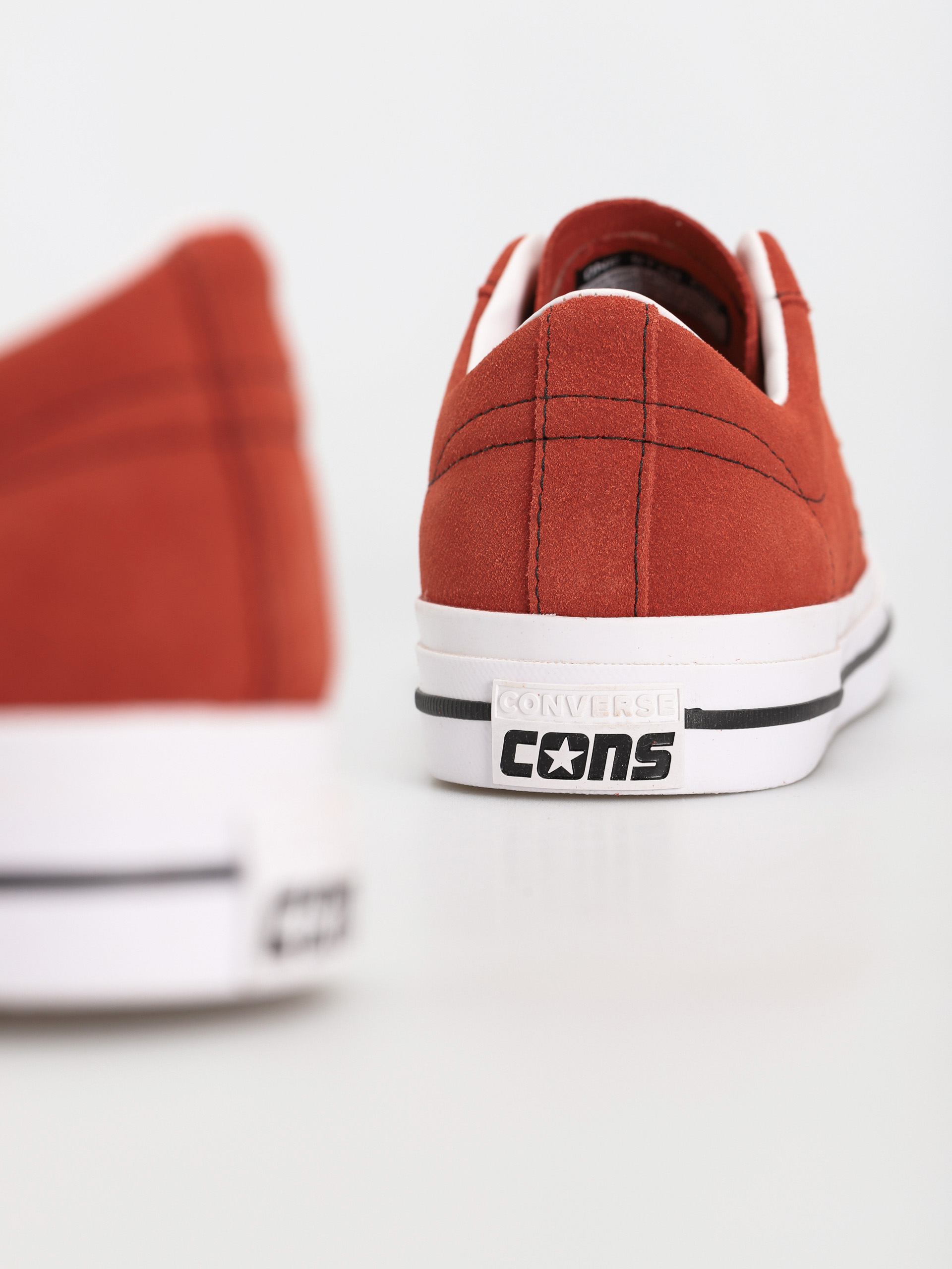 Boty Converse One Star Pro (fire opal/black/white)