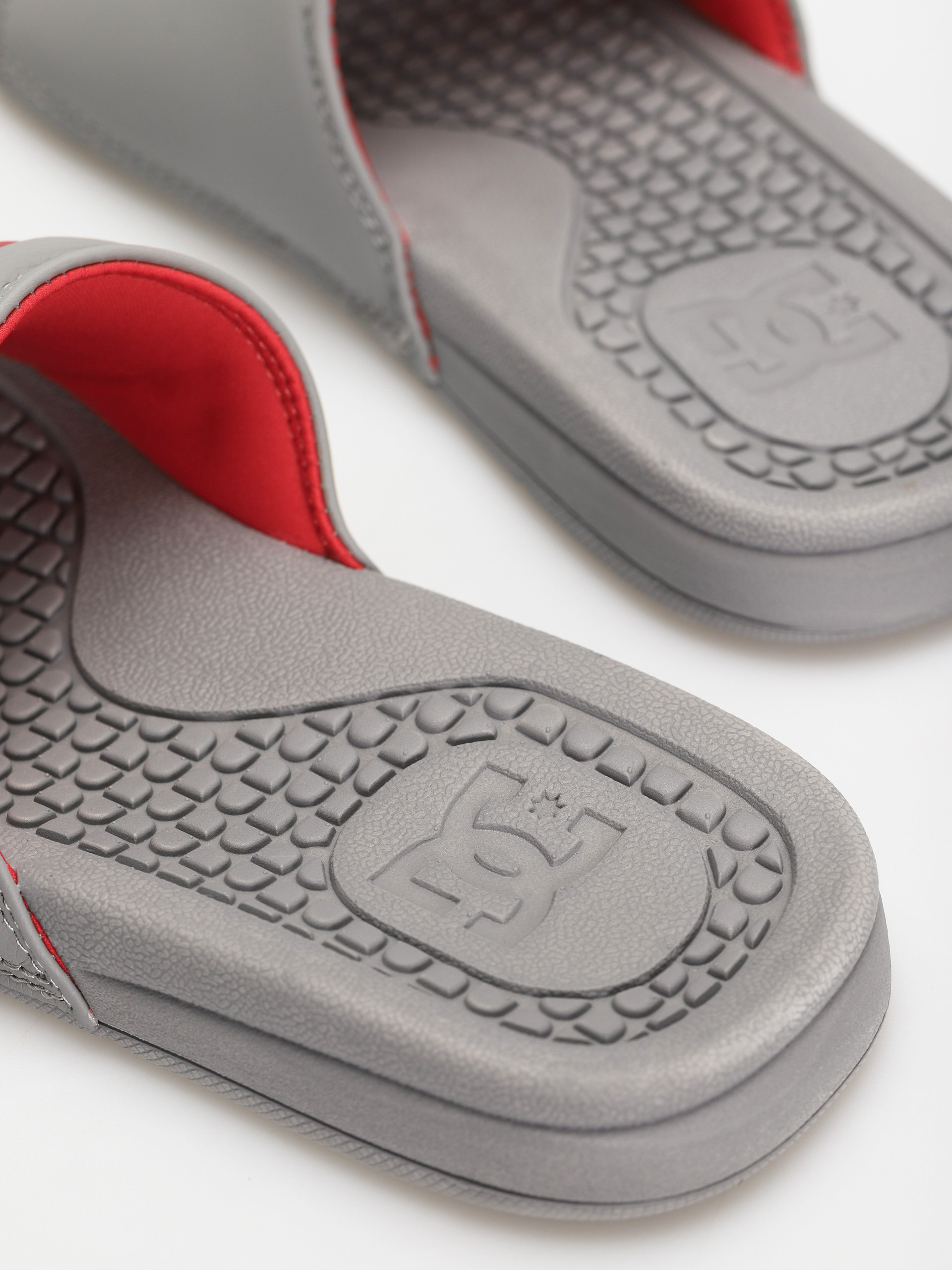 Plážovky DC Bolsa (grey/red)