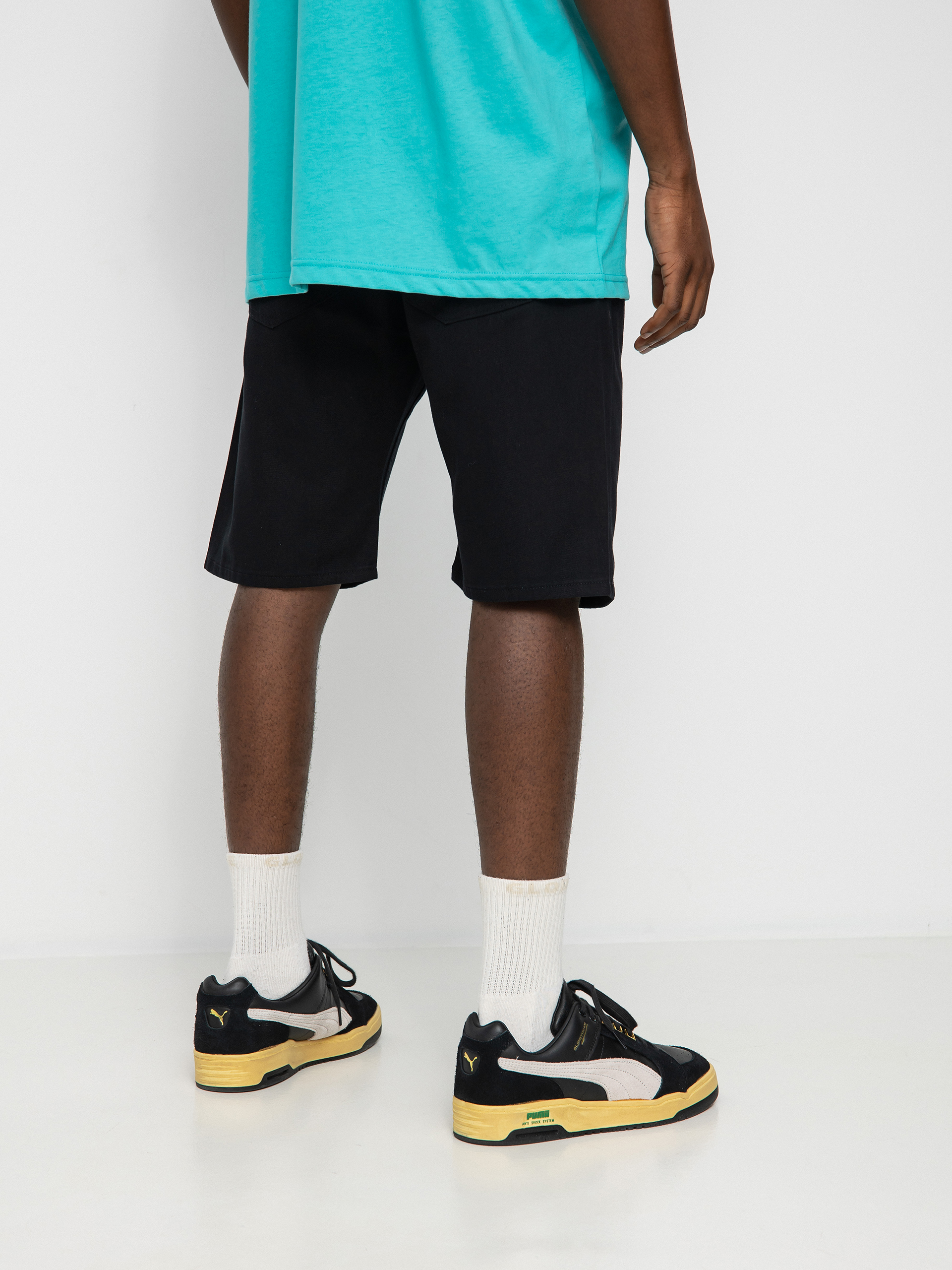 Kraťasy MassDnm Signatur Straight Fit (signature black)