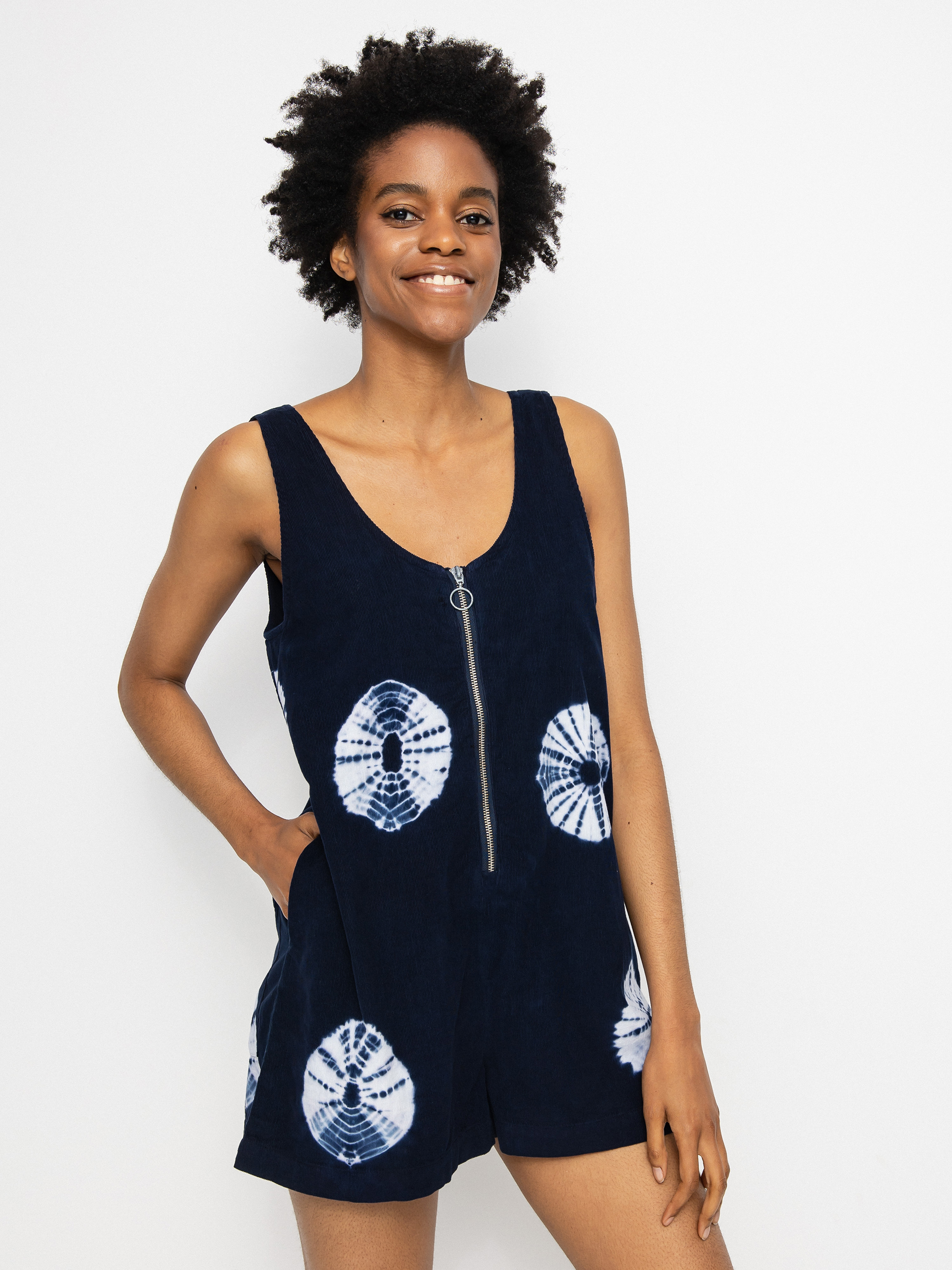 Kraťasy Element Pinafore Wmn (circle tiedye)