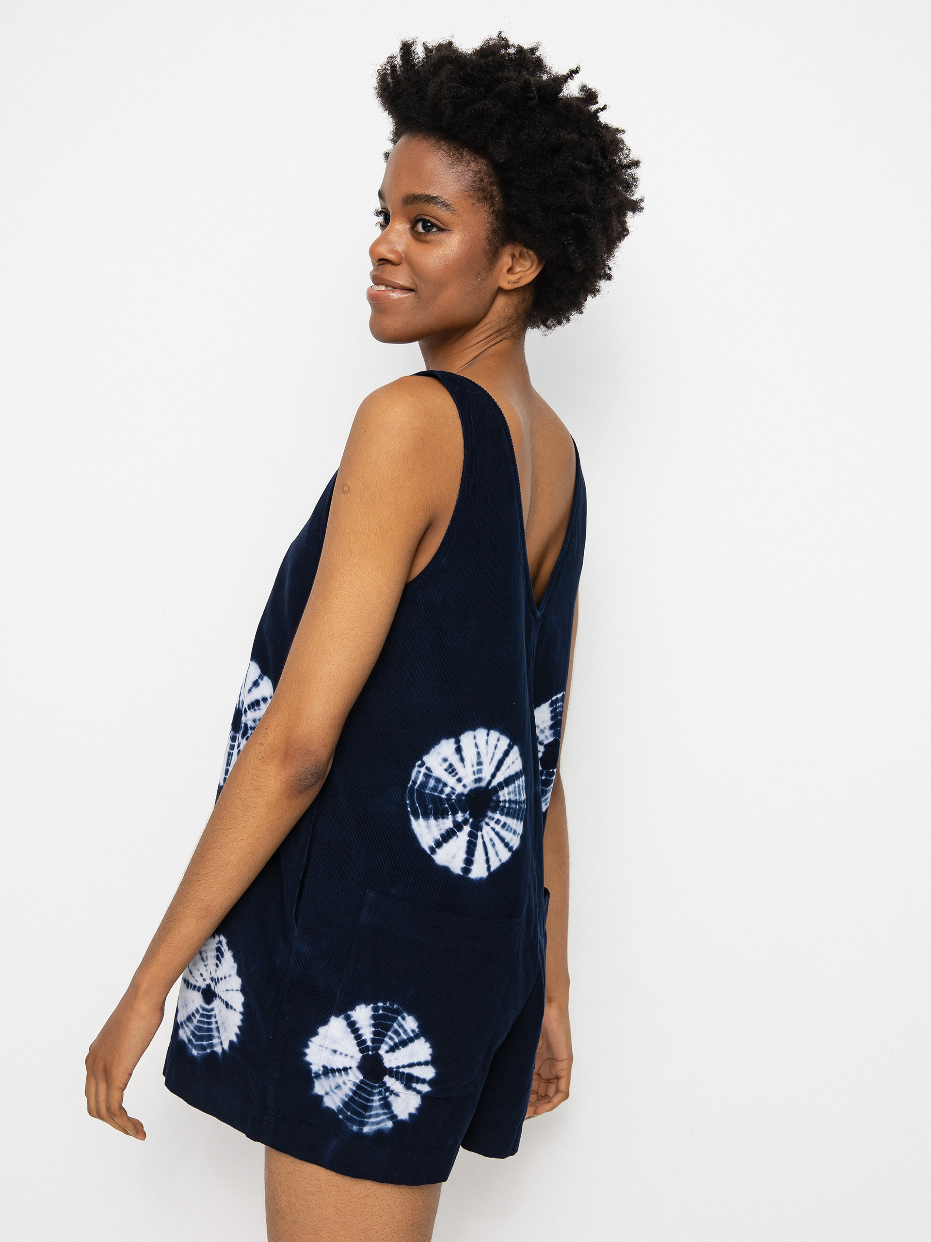 Kraťasy Element Pinafore Wmn (circle tiedye)