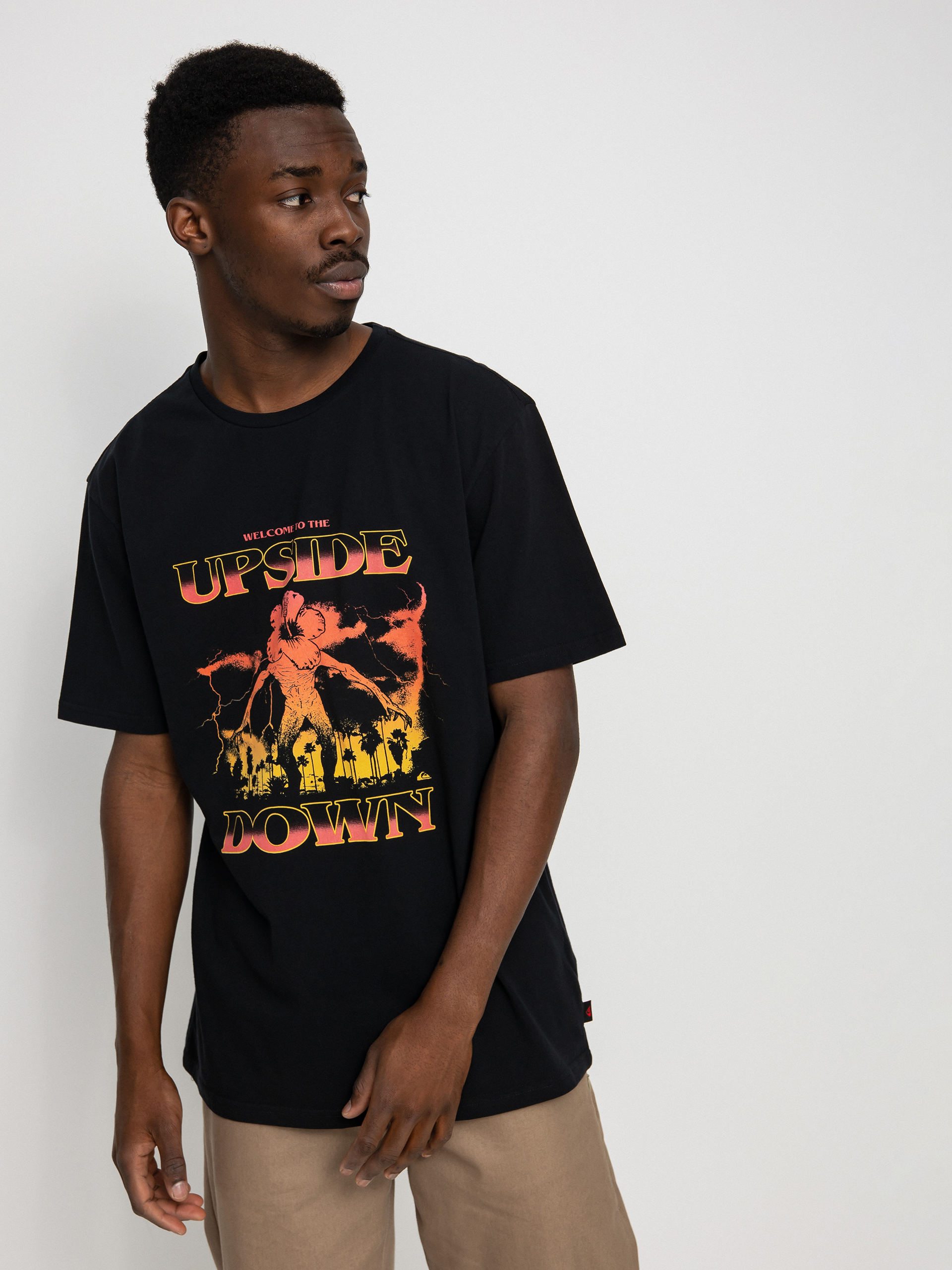 Tričko Quiksilver X Stranger Things Welcome (black)