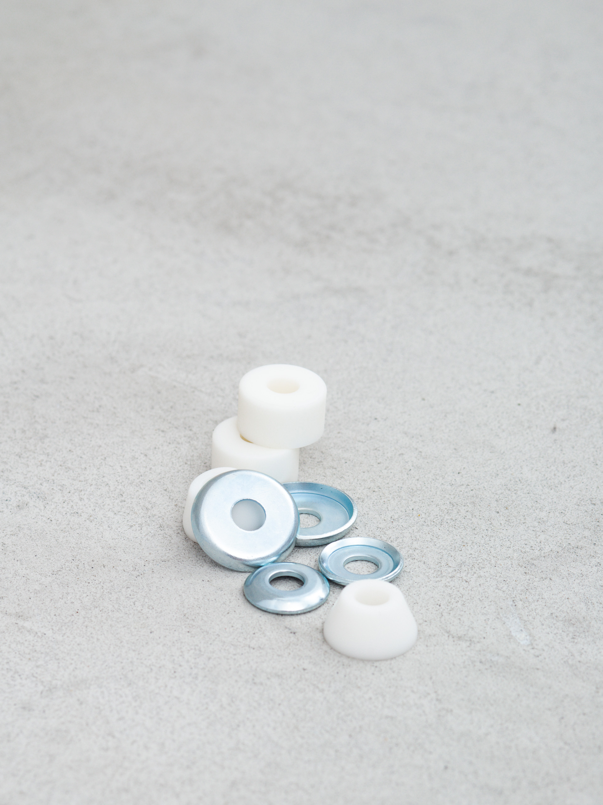 Gumičky Ace Hard Bushings (white)