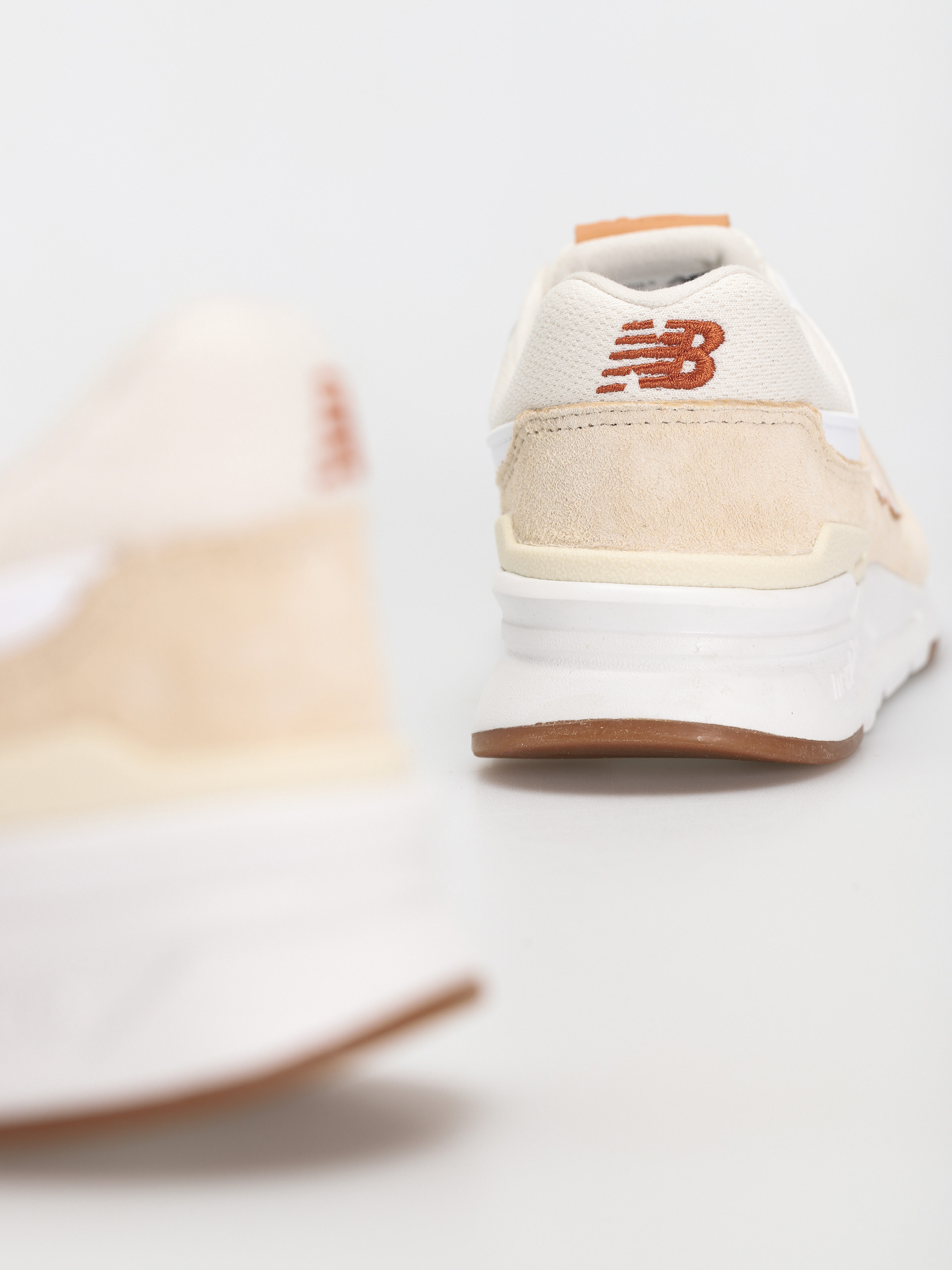 Boty New Balance 997 Wmn (macadamia nut)