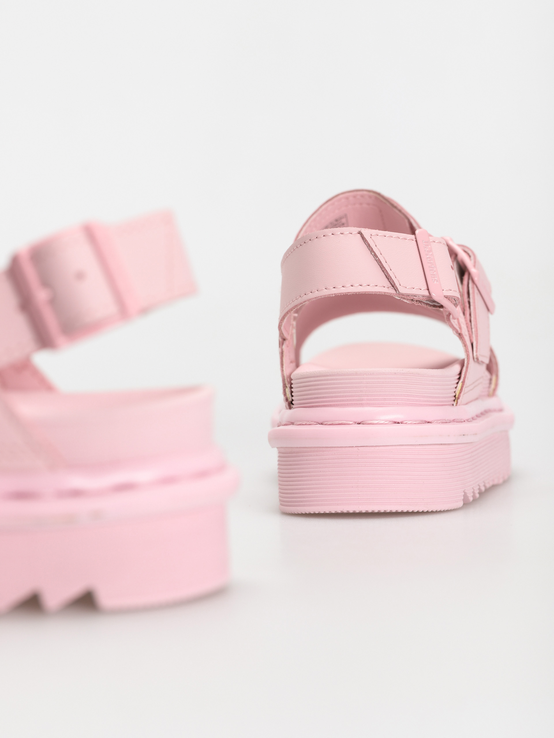 Sandaly Dr. Martens Voss Mono Wmn (chalk pink hydro)