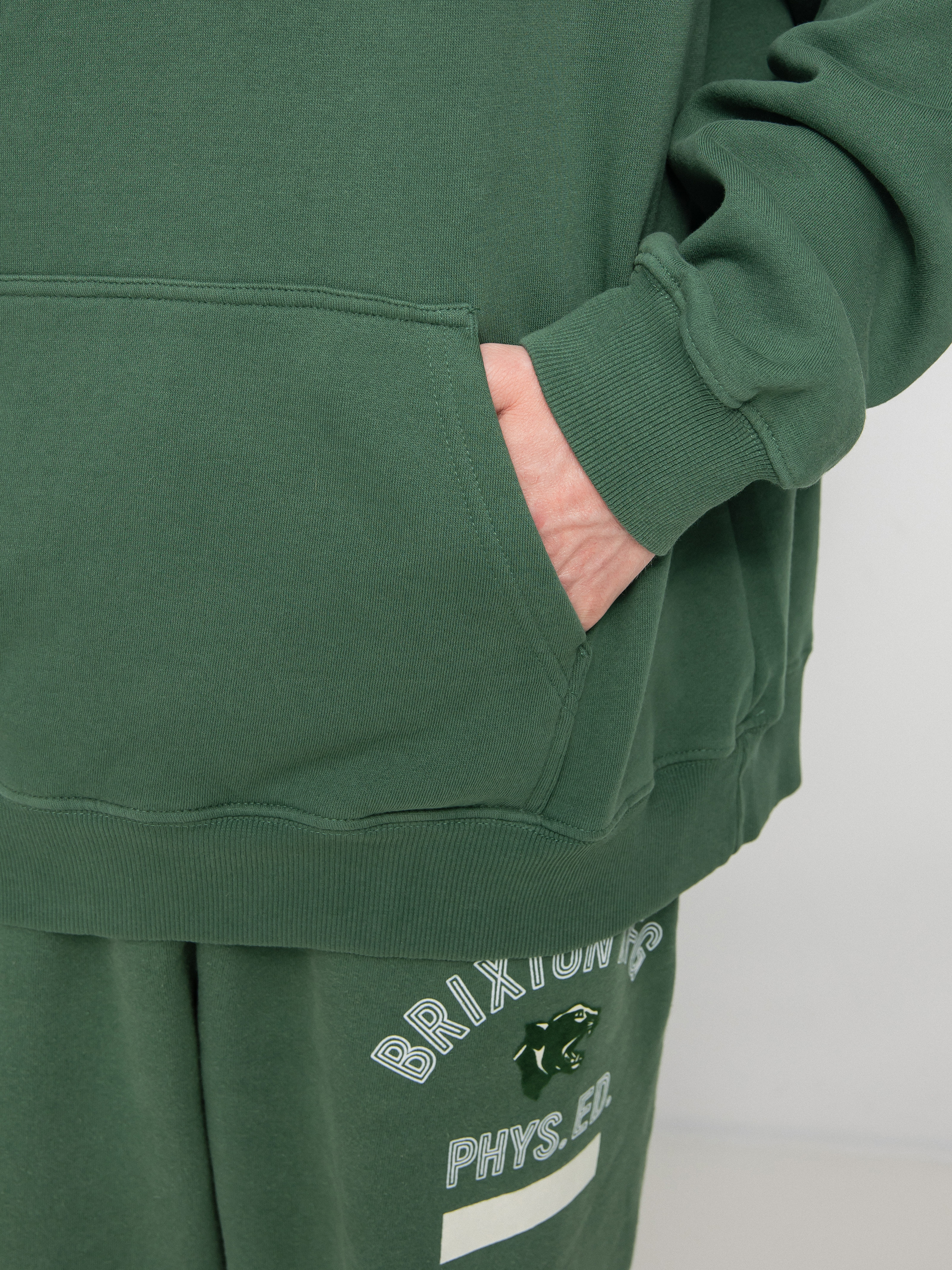 Mikina s kapucí Brixton Phys. Ed. Raglan HD (myrtle)