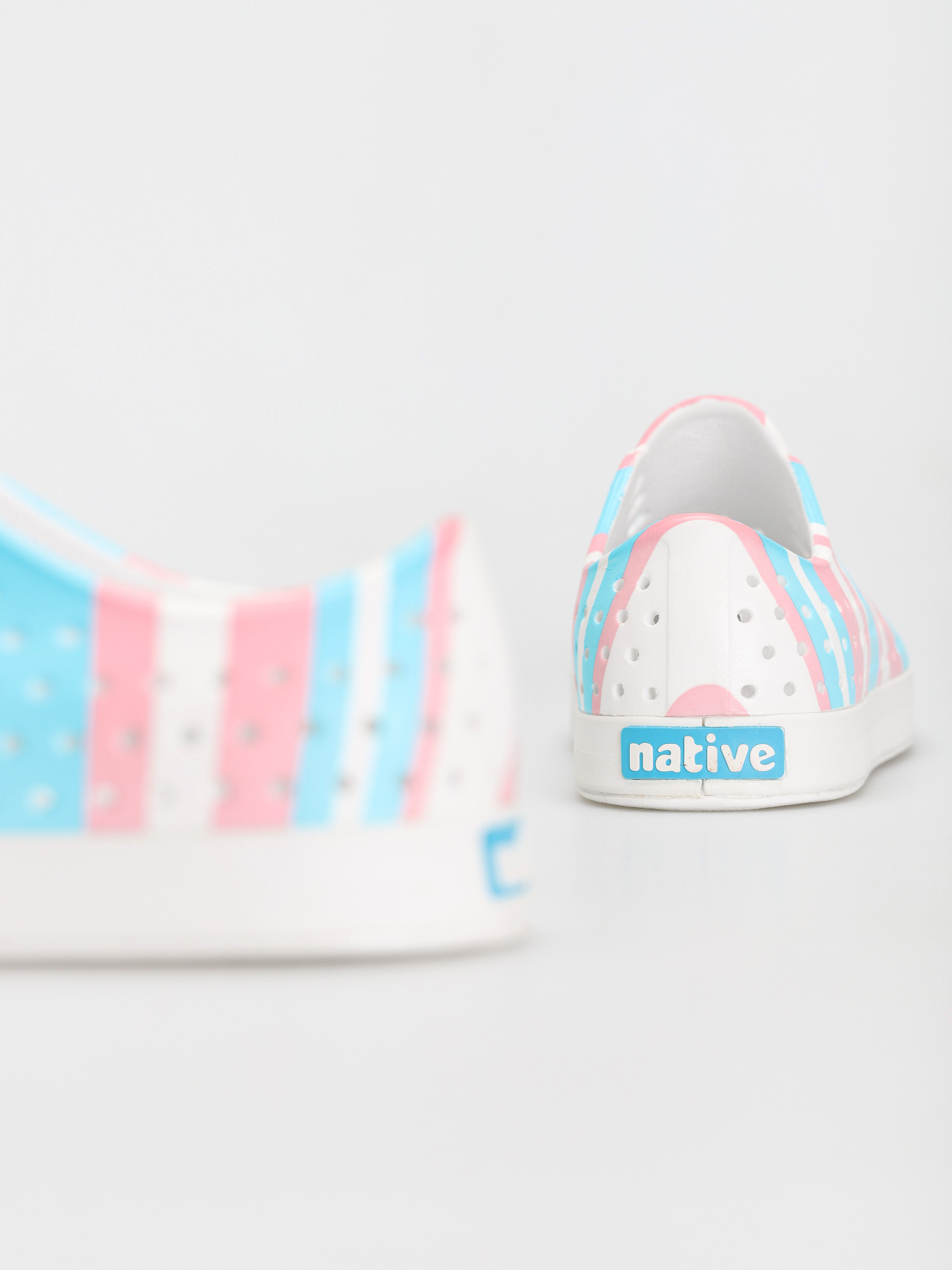 Boty Native Jefferson Print (shell white/shell white/pastel multi stripe)