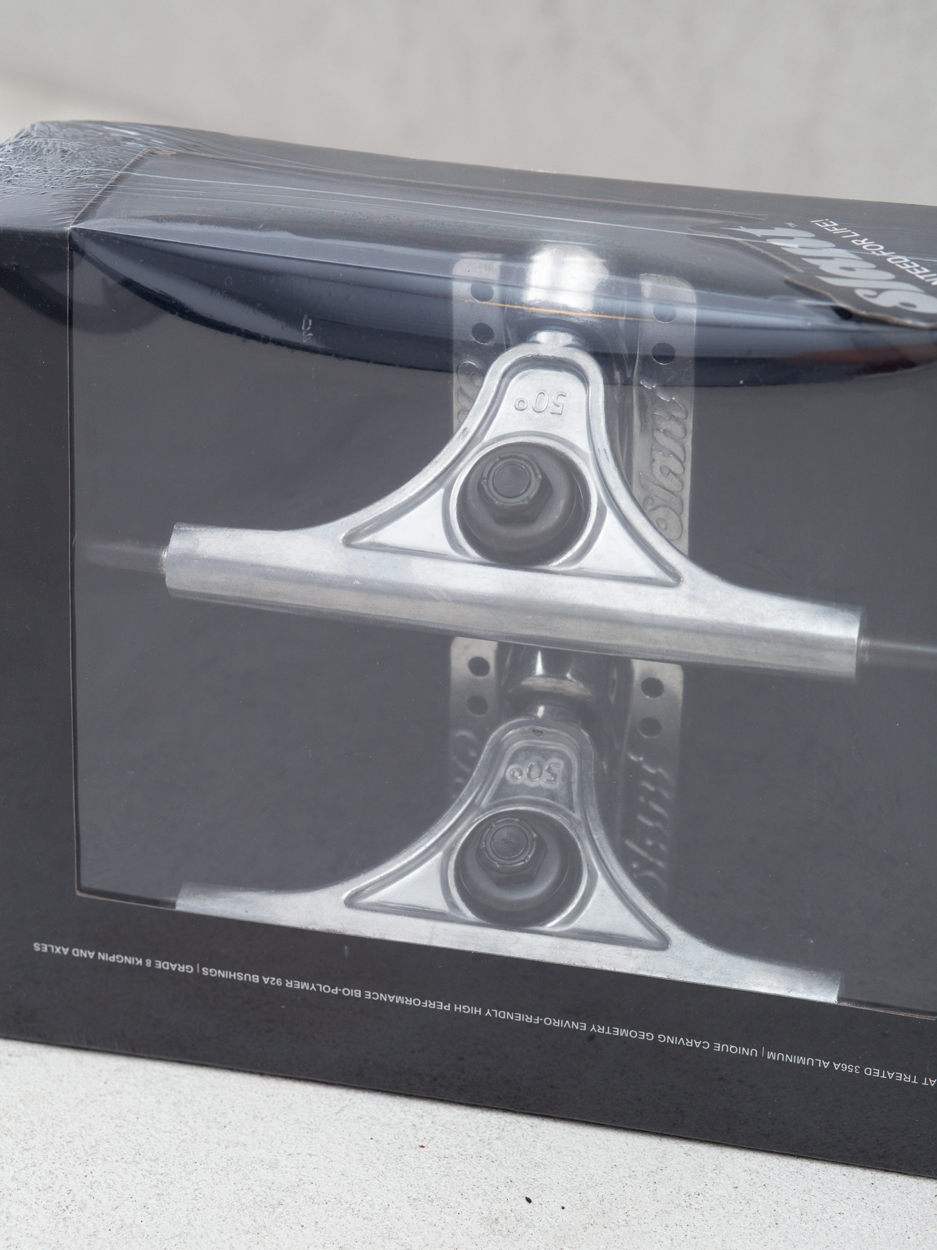 Trucky Globe Slant Reverse Kingpin (raw/raw)