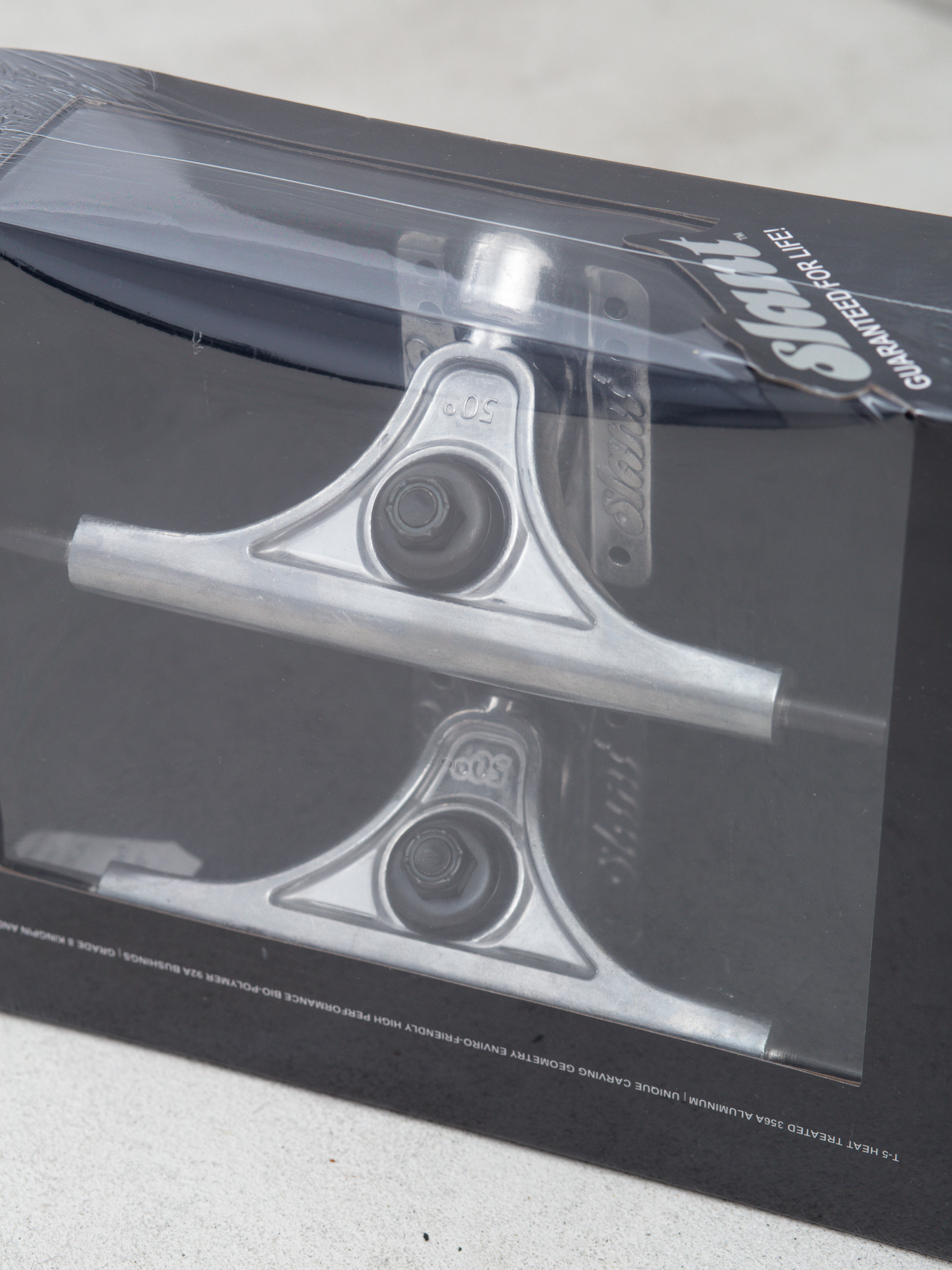 Trucky Globe Slant Reverse Kingpin (raw/raw)