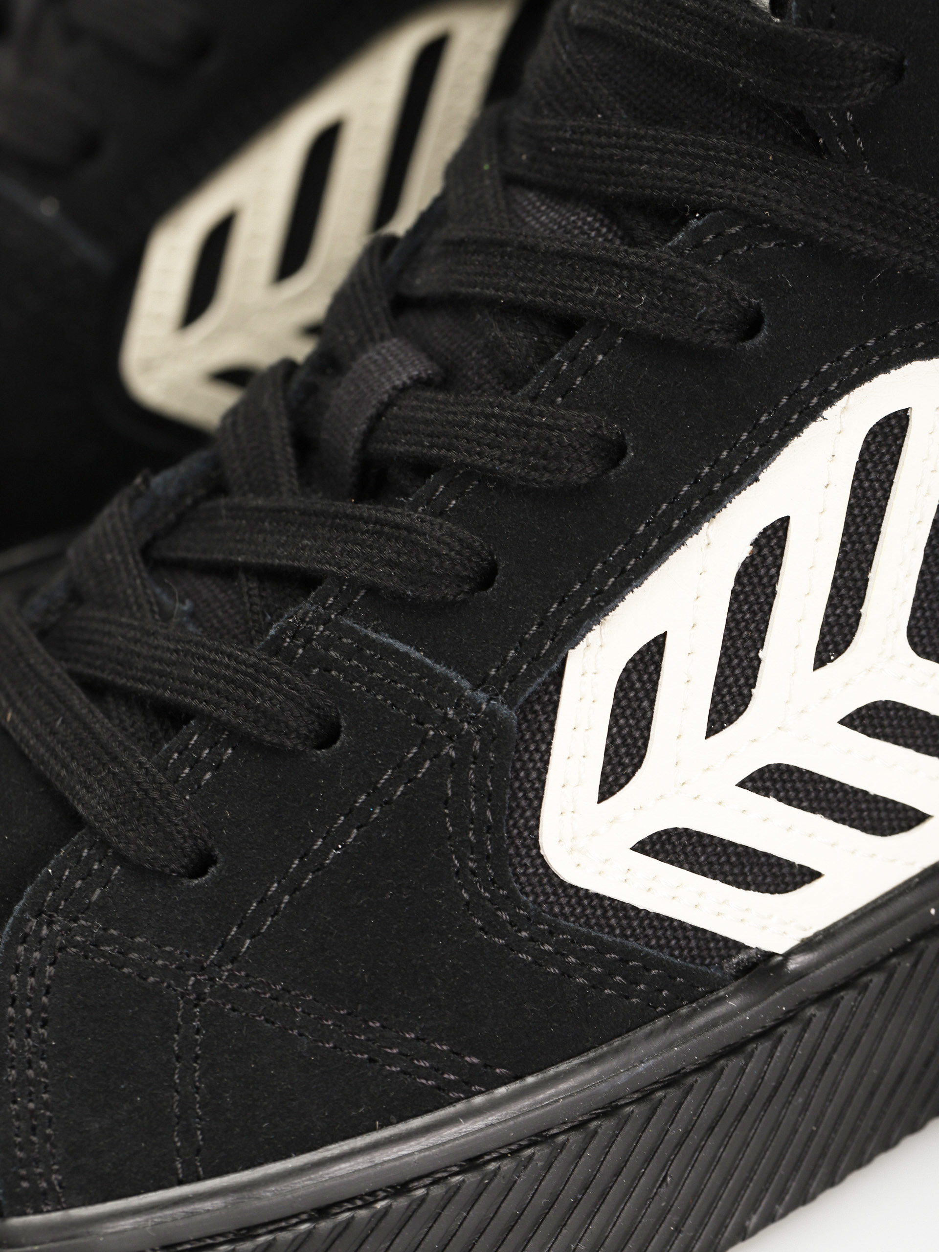 Boty Cariuma Catiba High Pro (all black suede and canvas ivory logo)