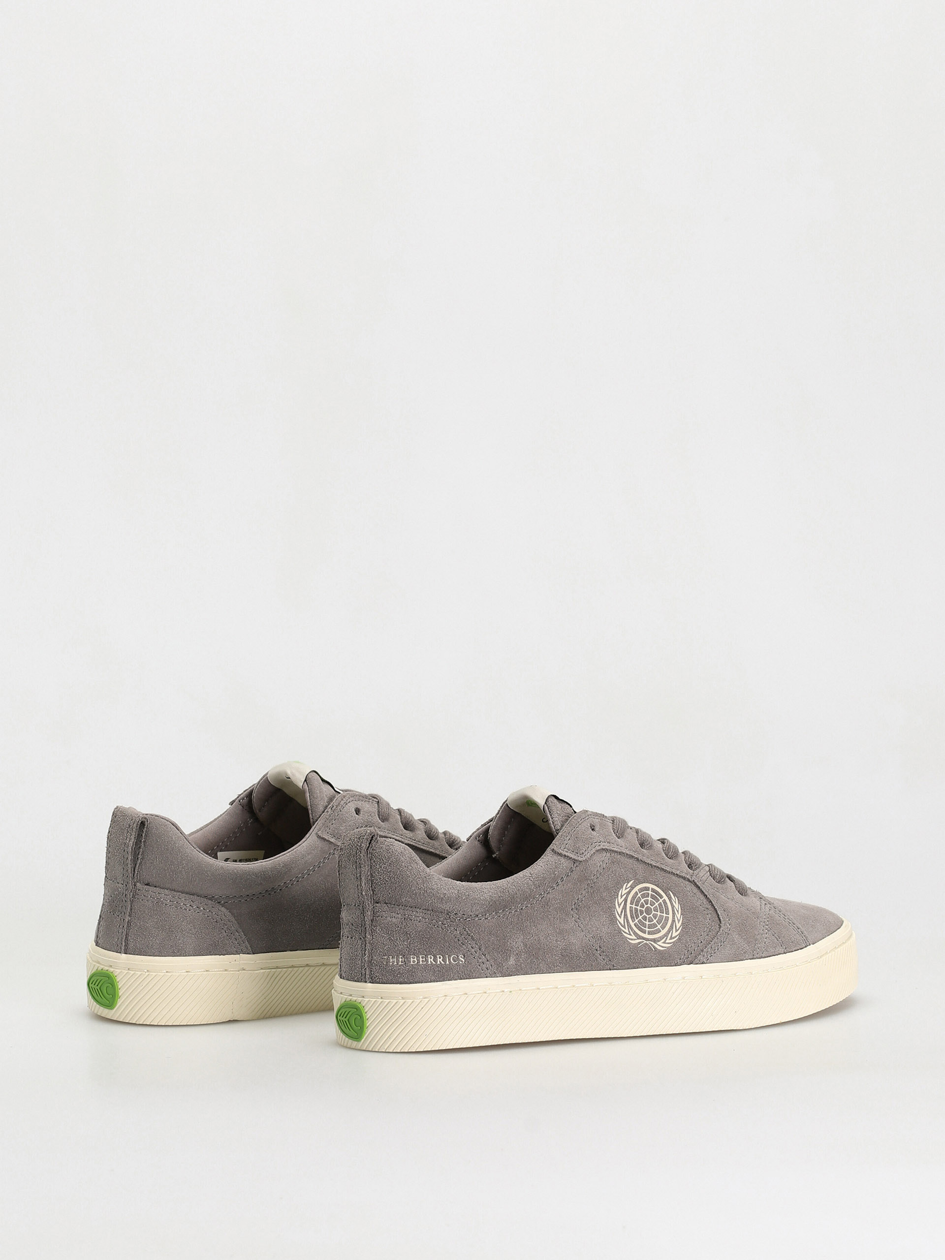 Boty Cariuma Catiba Pro Berrics (charcoal grey suede)