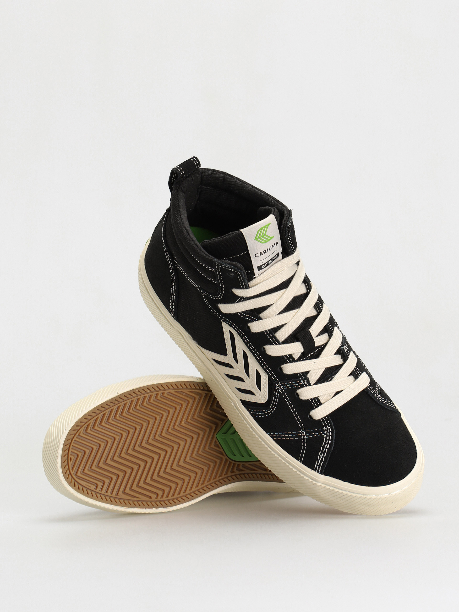 Boty Cariuma Catiba High Pro (black suede and canvas contrast thread ivory logo)