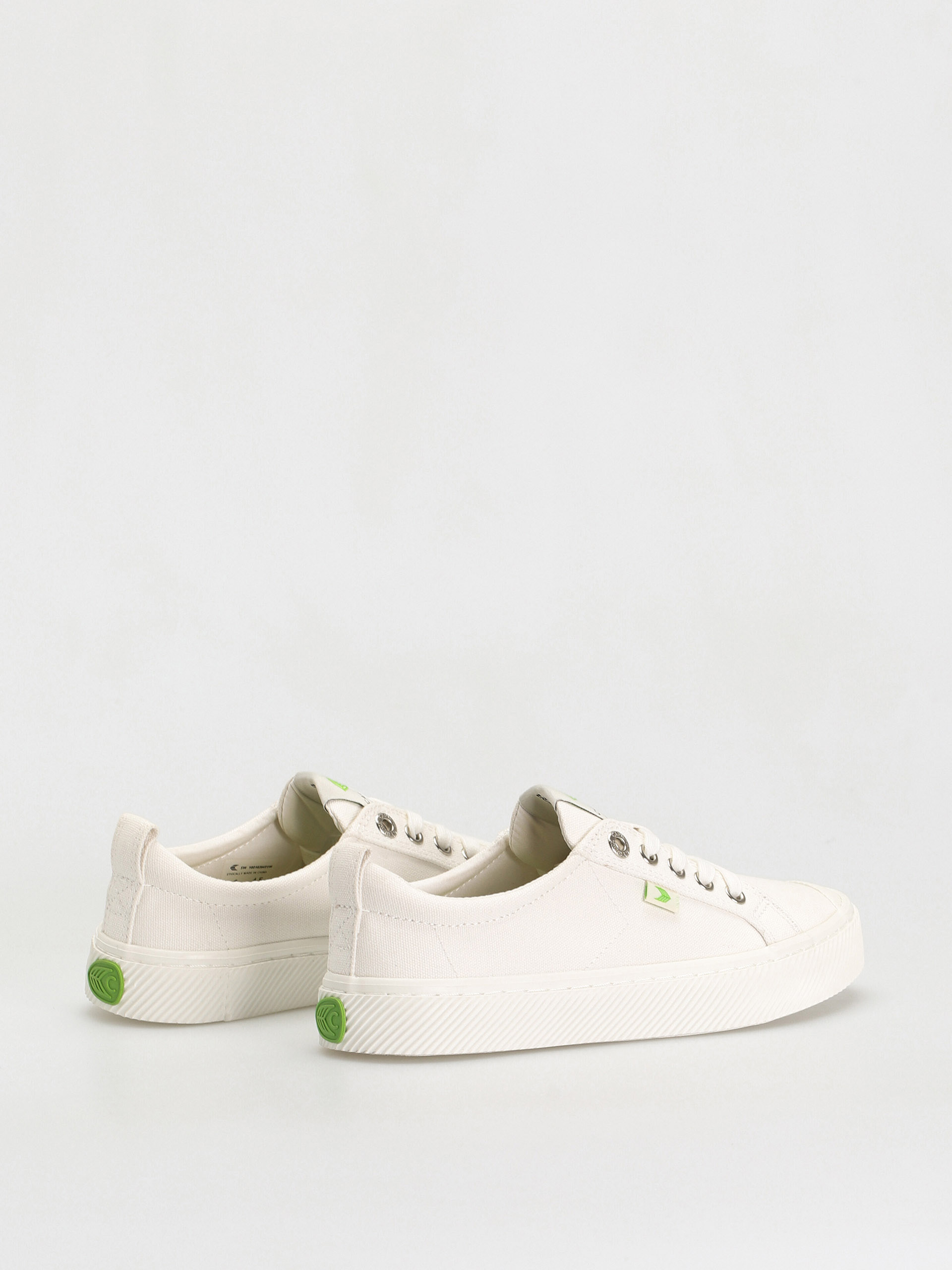 Boty Cariuma Oca Low (off white canvas)