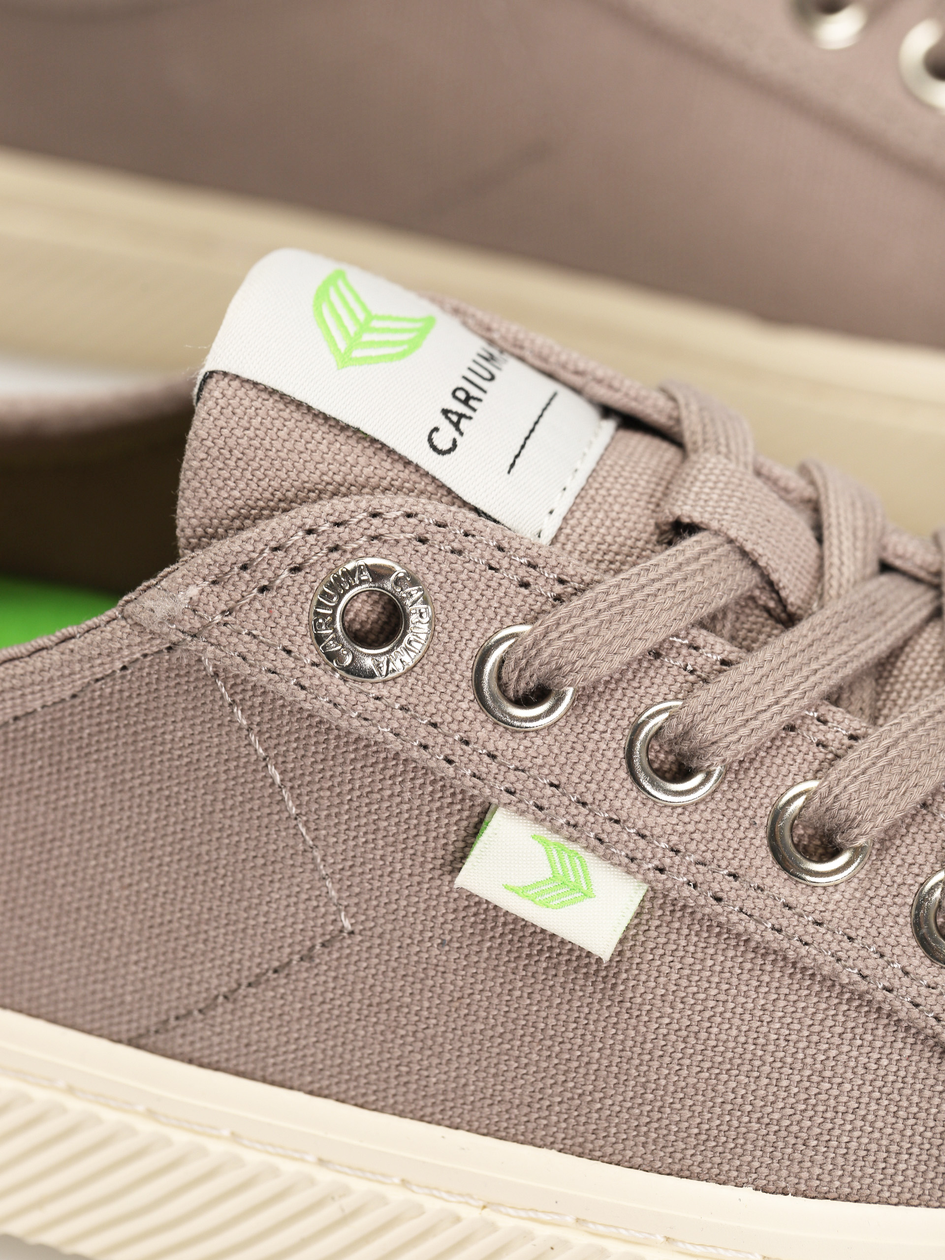 Boty Cariuma Oca Low (mystic grey canvas)