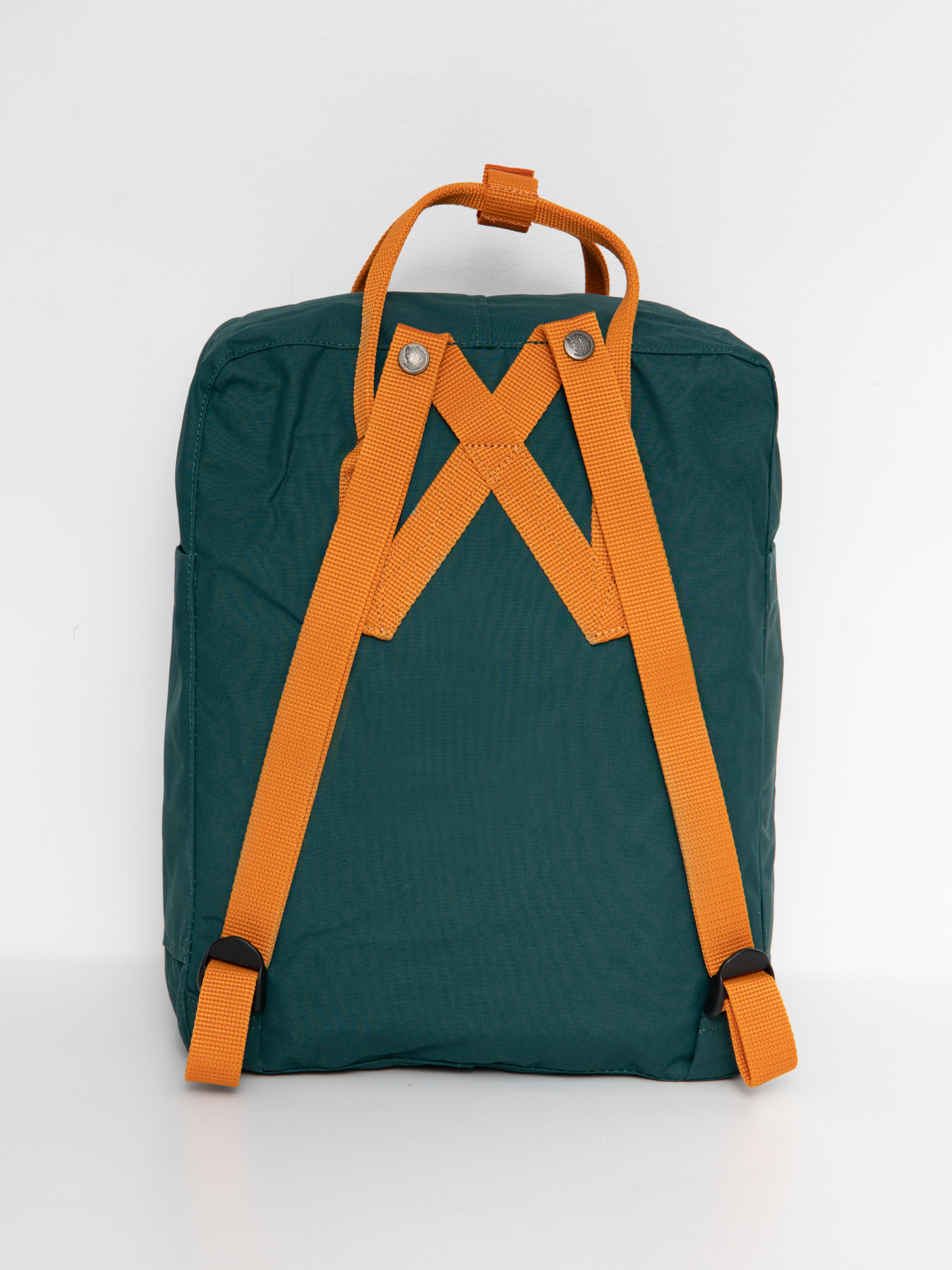 Batoh Fjallraven Kanken (arctic green/spicy orange)
