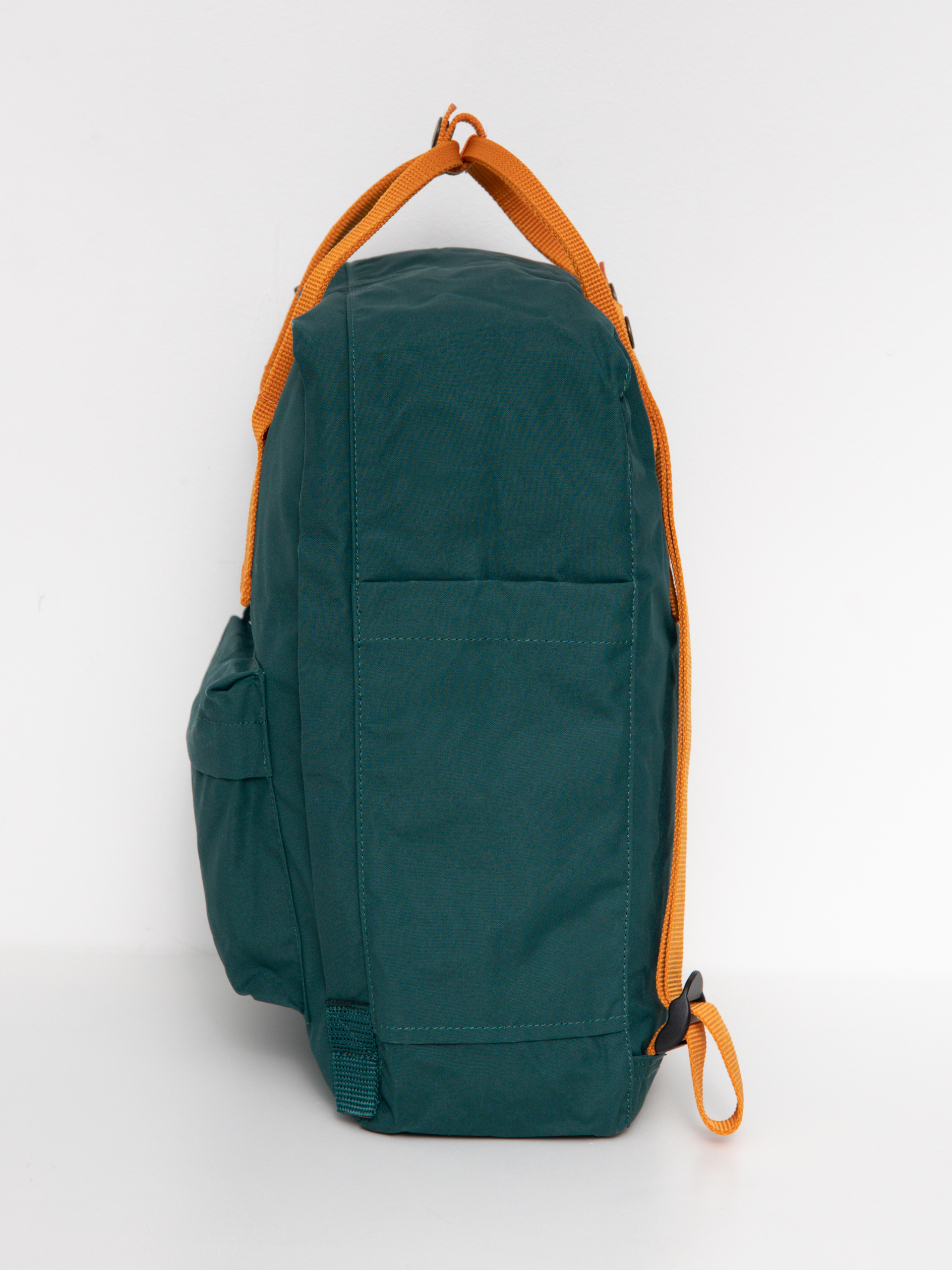 Batoh Fjallraven Kanken (arctic green/spicy orange)