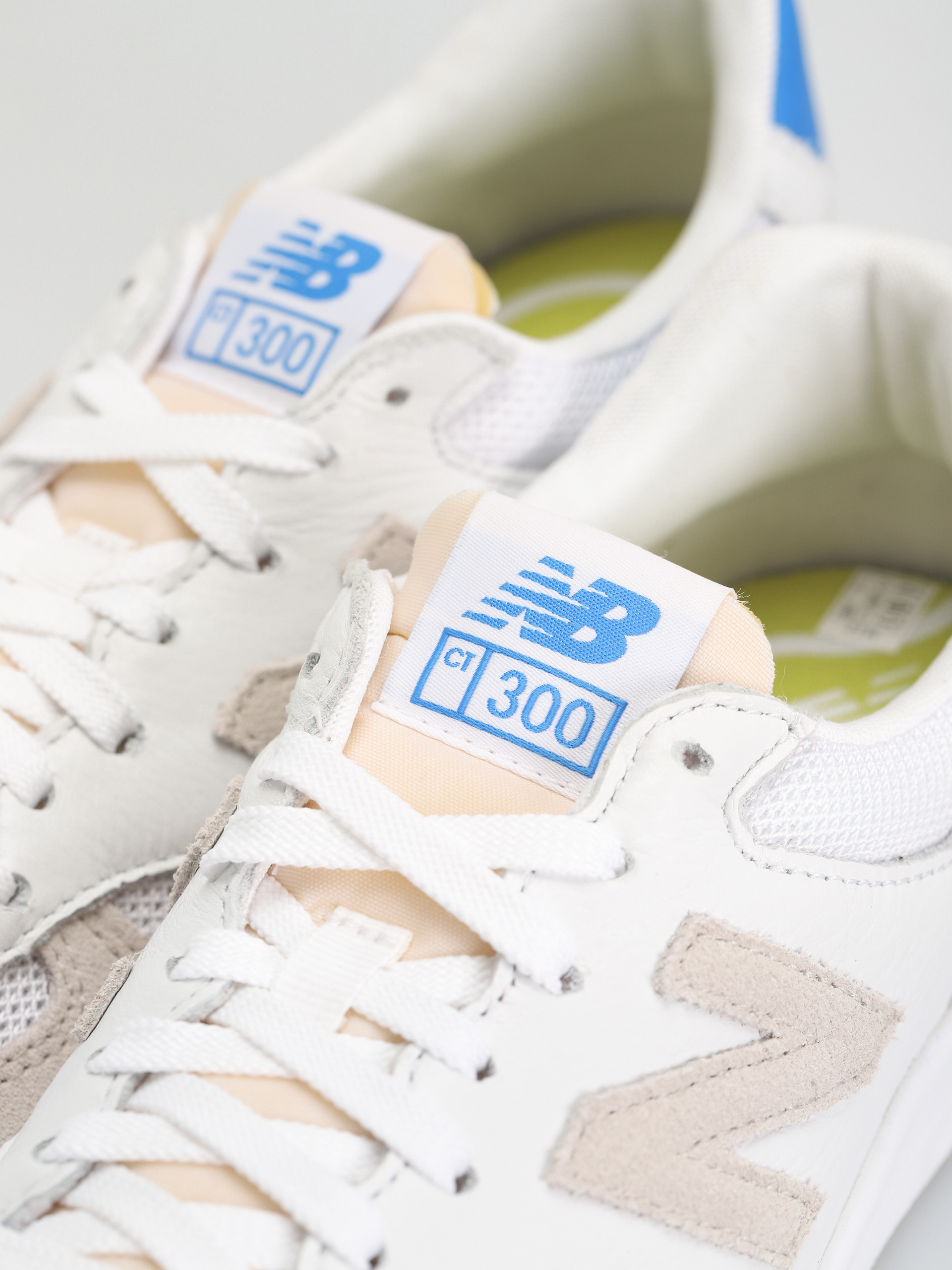Boty New Balance CT300 (white/blue)