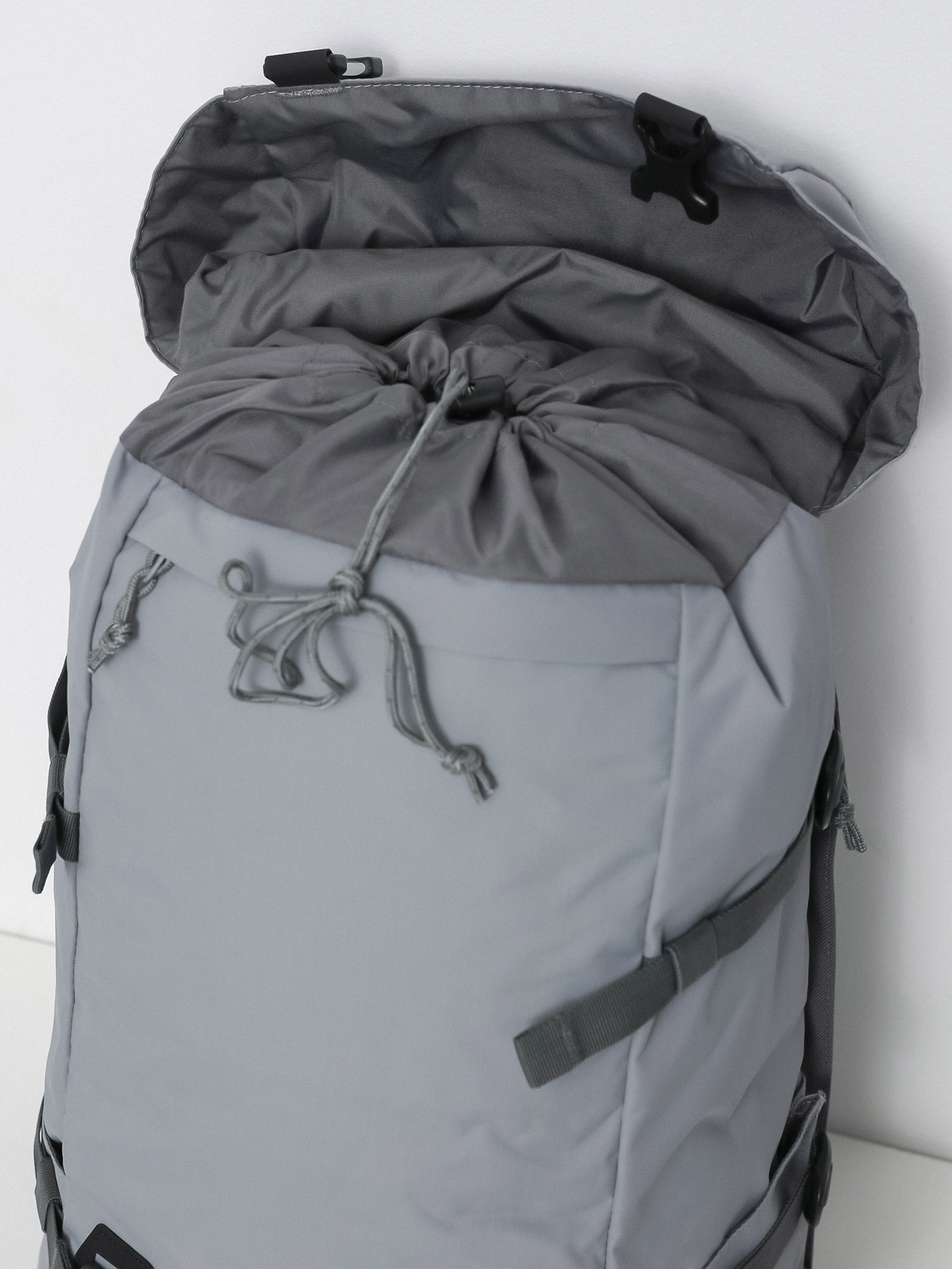 Batoh Burton Tinder 2.0 30L (sharkskin)