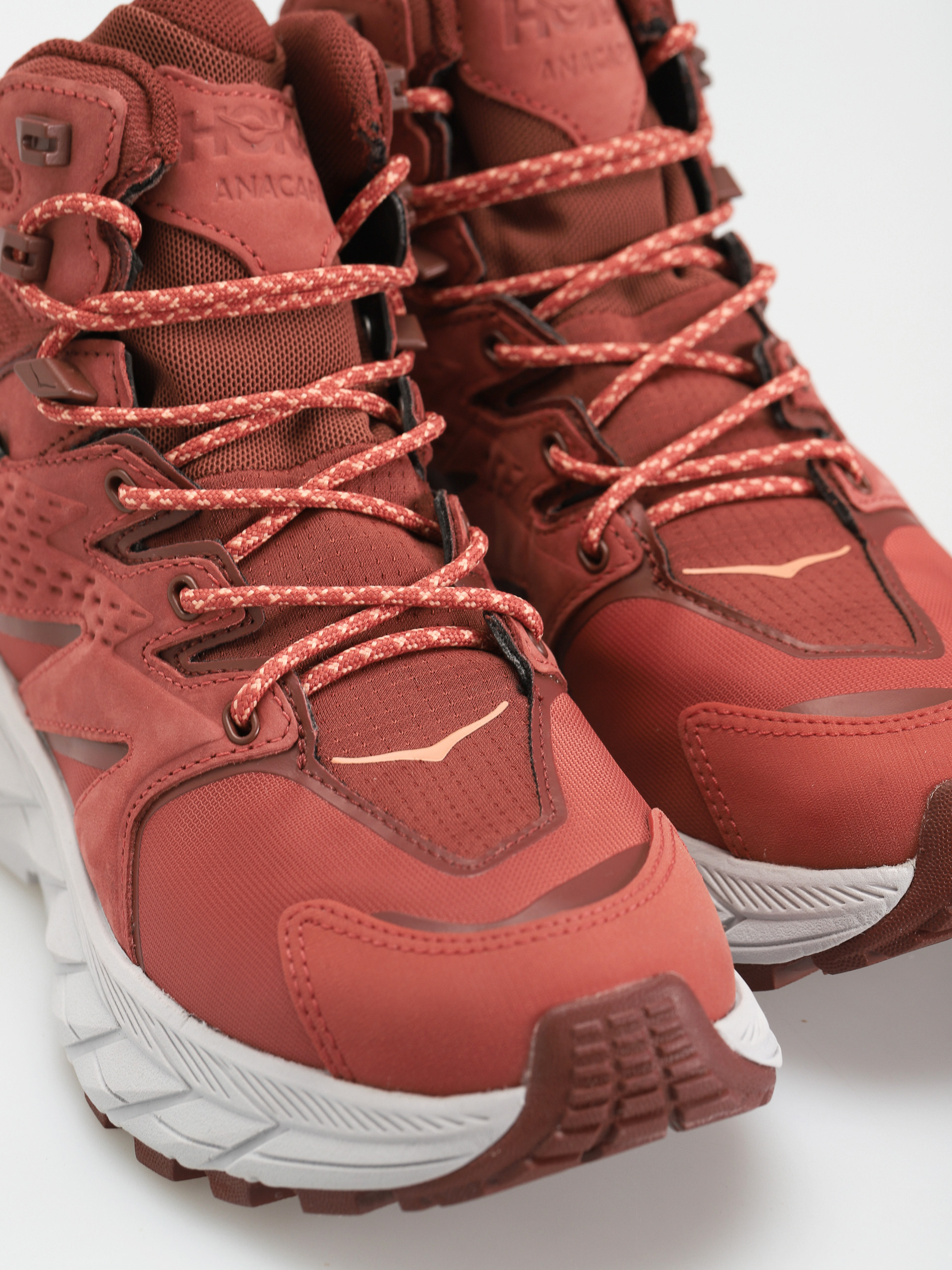 Boty Hoka One One Anacapa Mid GTX Wmn (hot sauce/cherry mahogany)