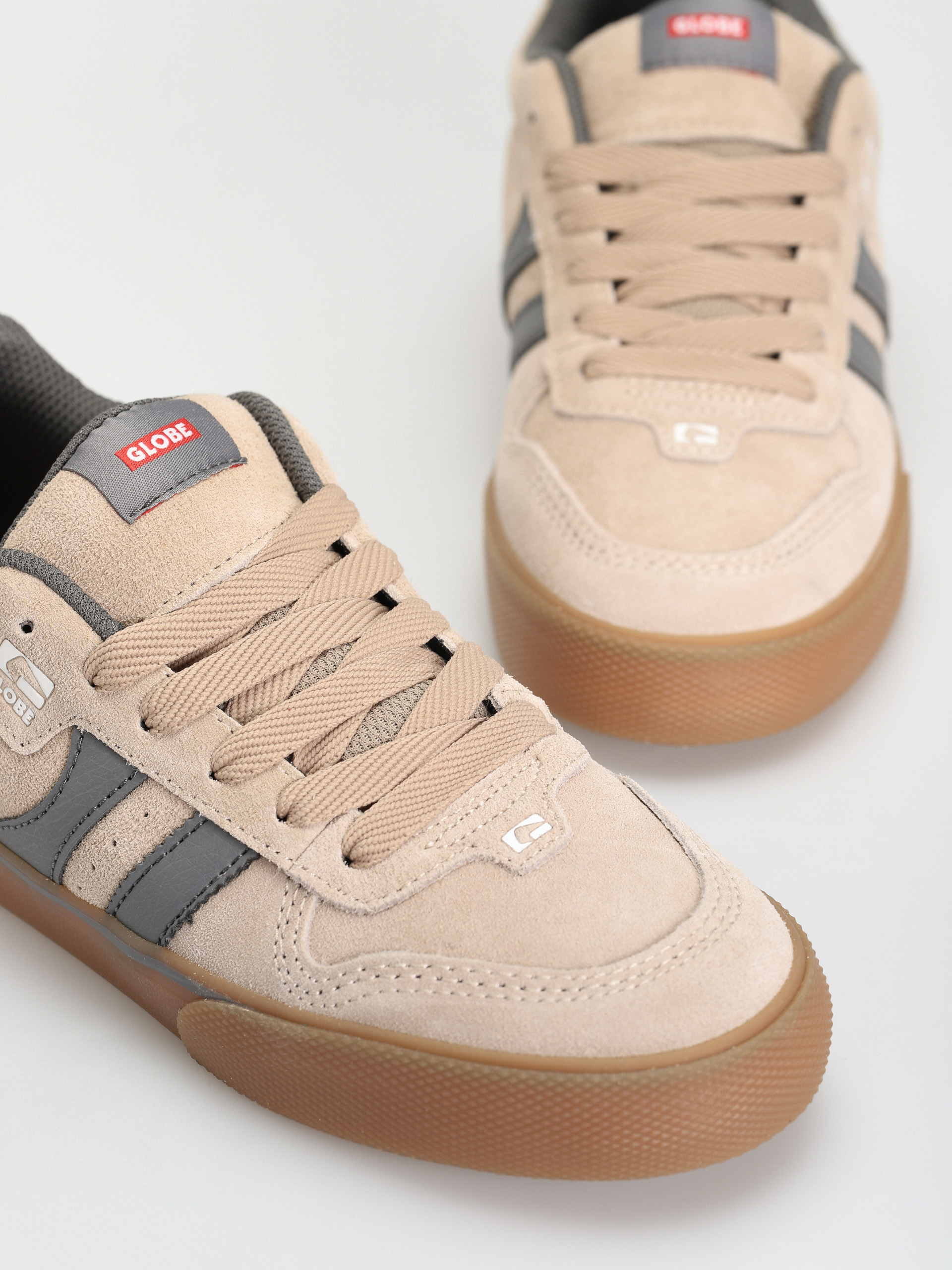 Boty Globe Encore 2 (sesame/charcoal)