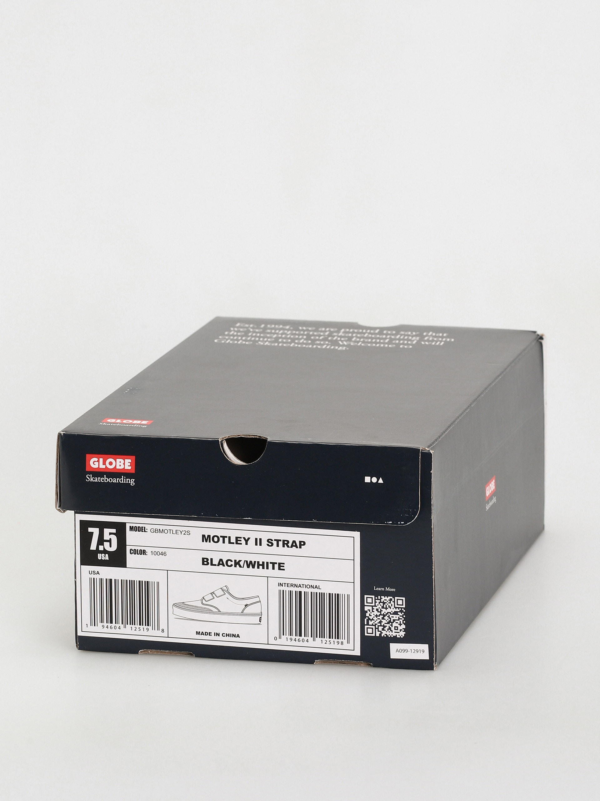 Boty Globe Motley II Strap (black/white)