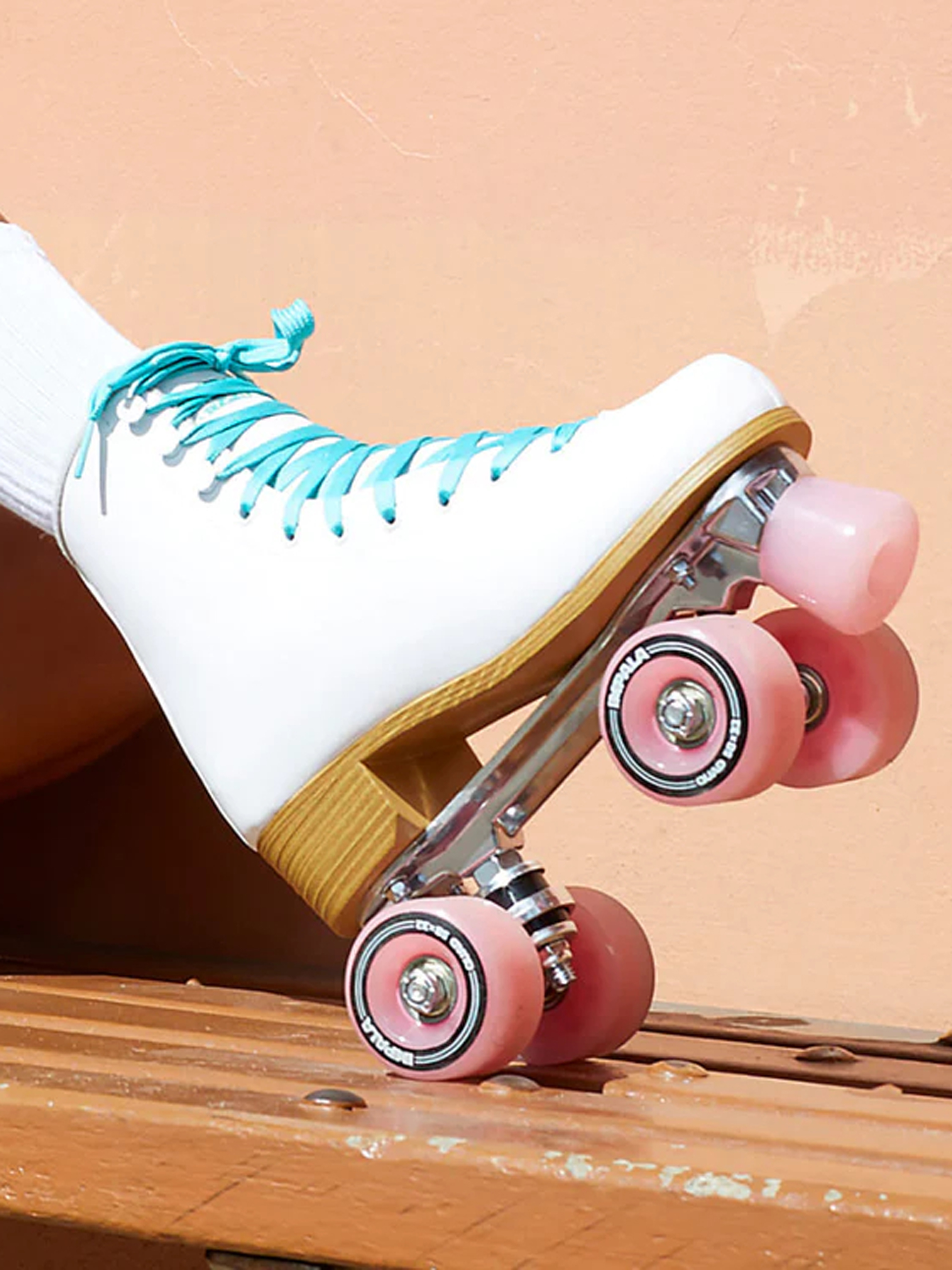 Kolečkové brusle Impala Quad Skate Wmn (white)