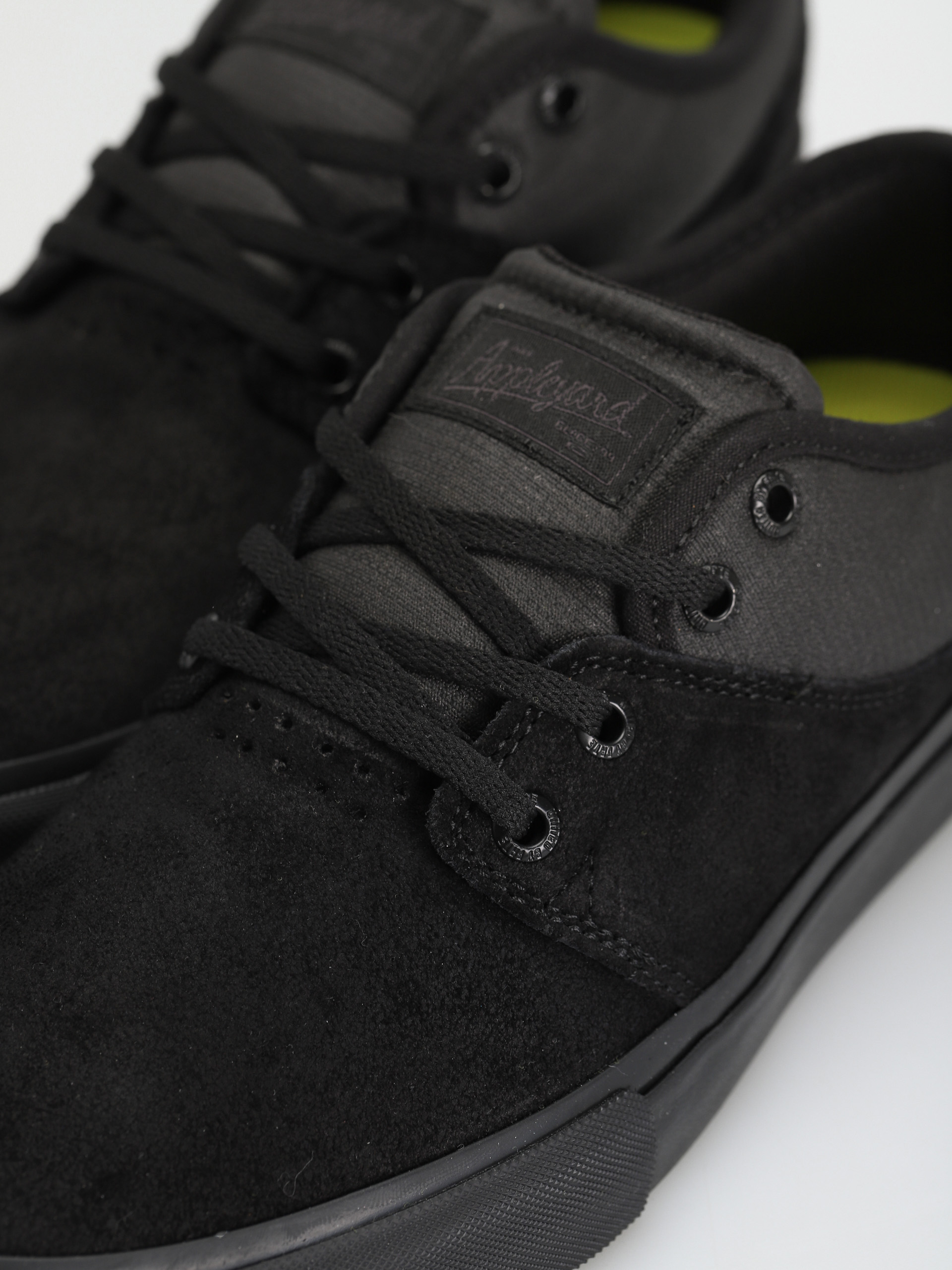 Boty Globe Mahalo (black/acid)