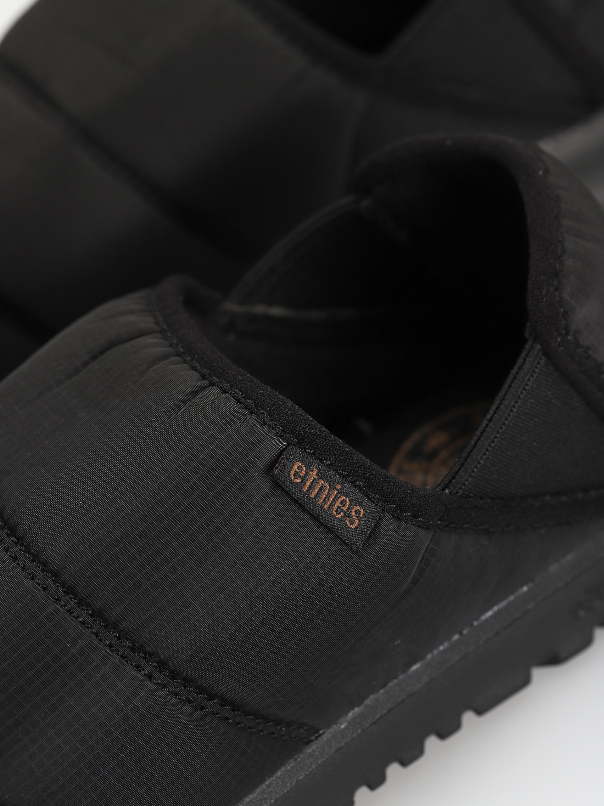 Boty Etnies Scout Slipper (black/black/gum)