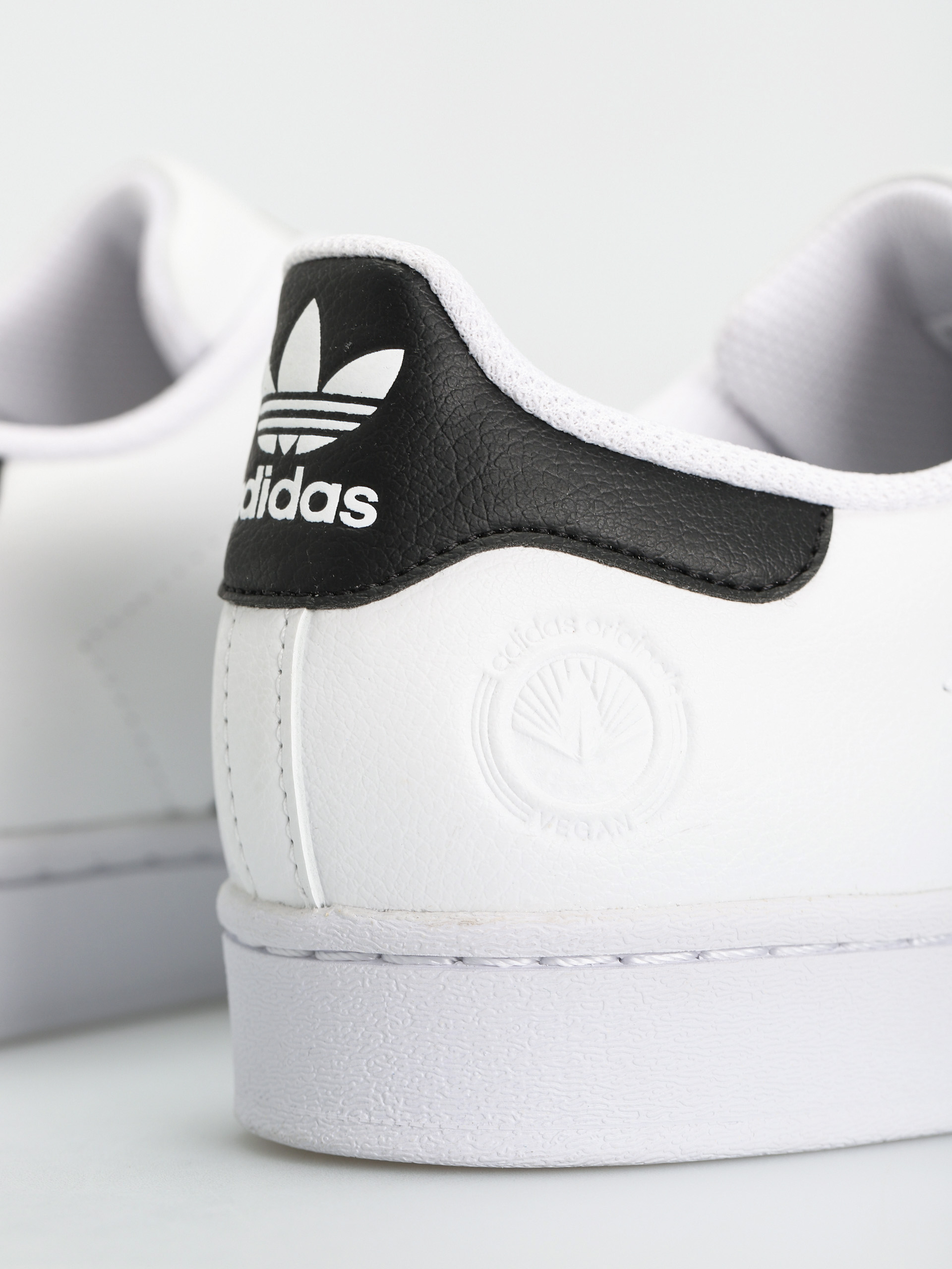 Boty adidas Originals Superstar Vegan (ftwwht/cblack/green)