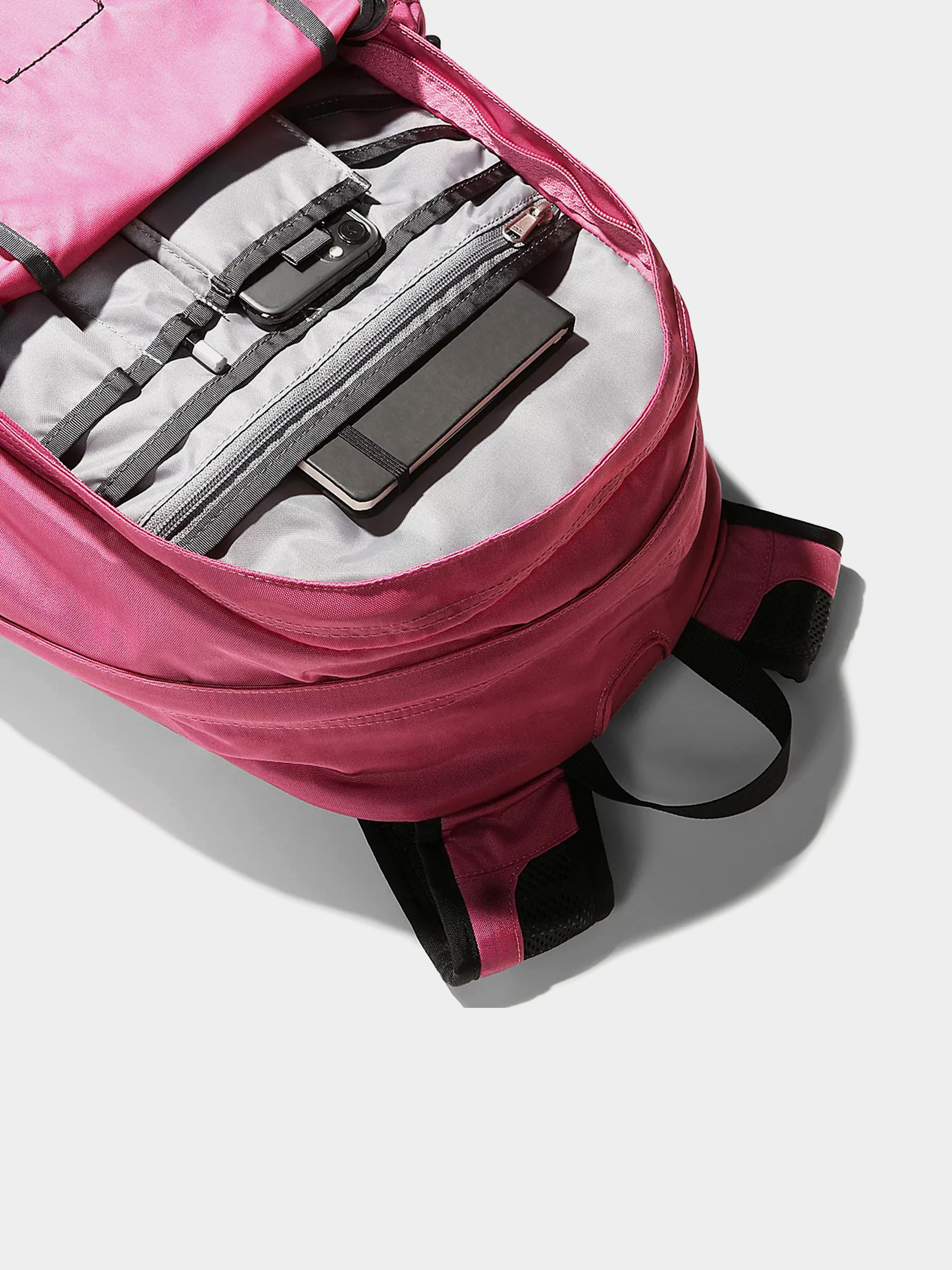 Batoh The North Face Hot Shot Se (red violet/tnf black)