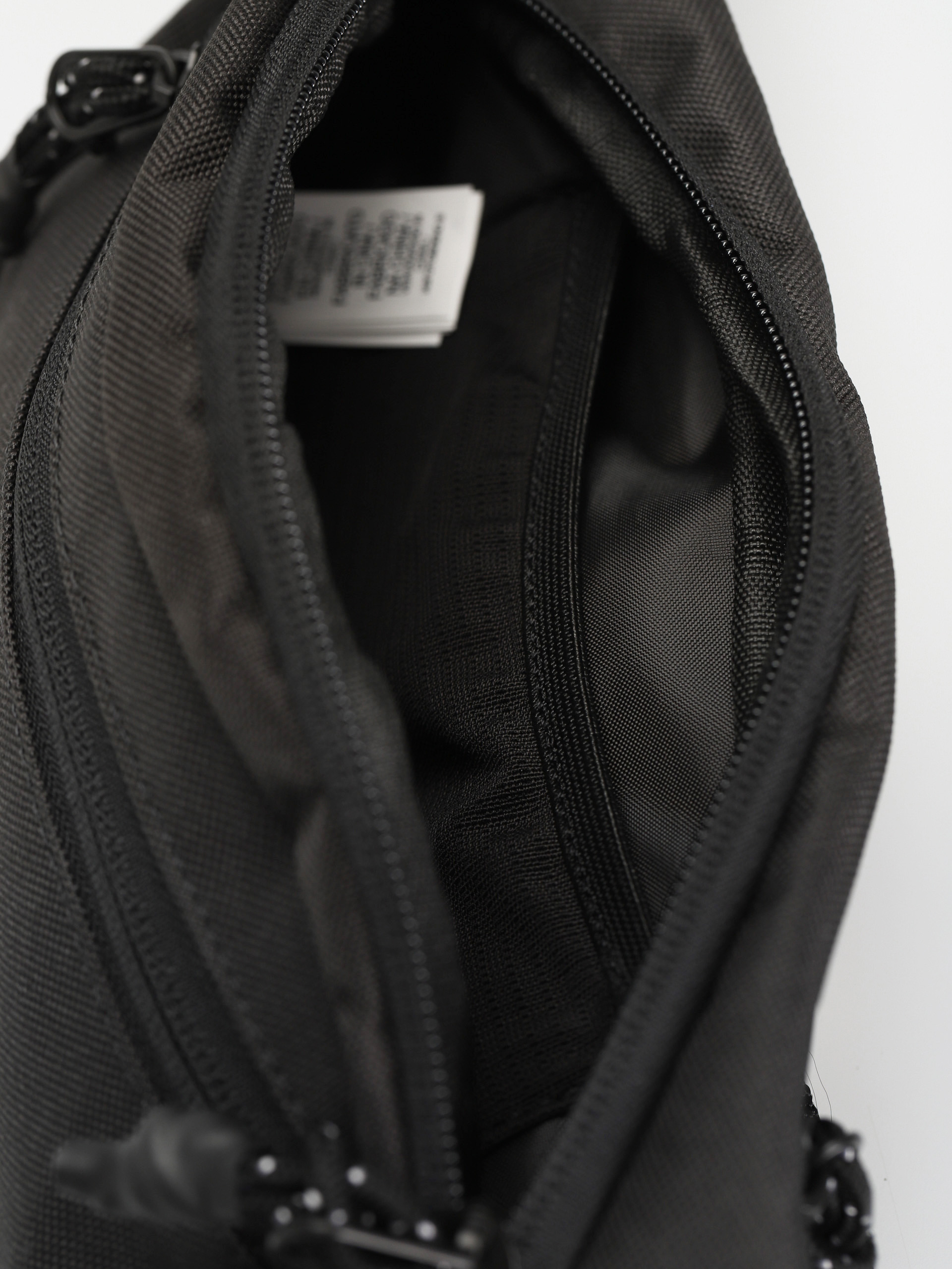 Ledvinka DC Tussler 4 (black)