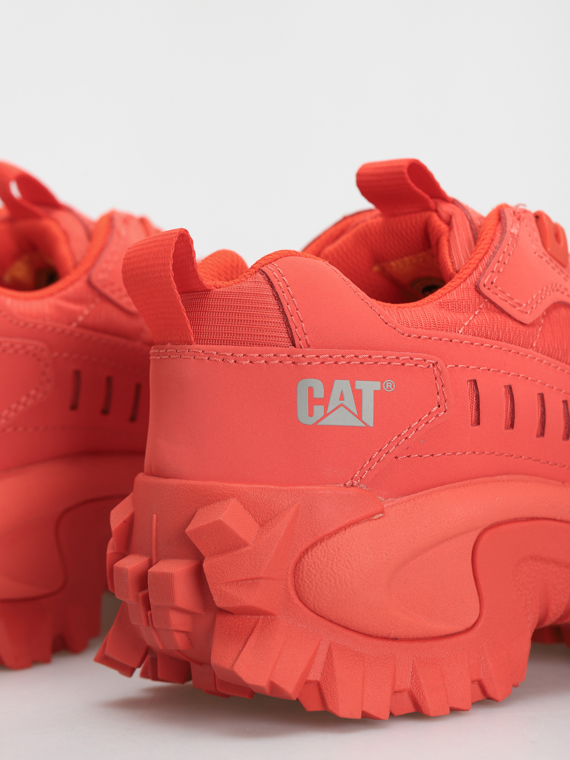 Boty Caterpillar Intruder (red)