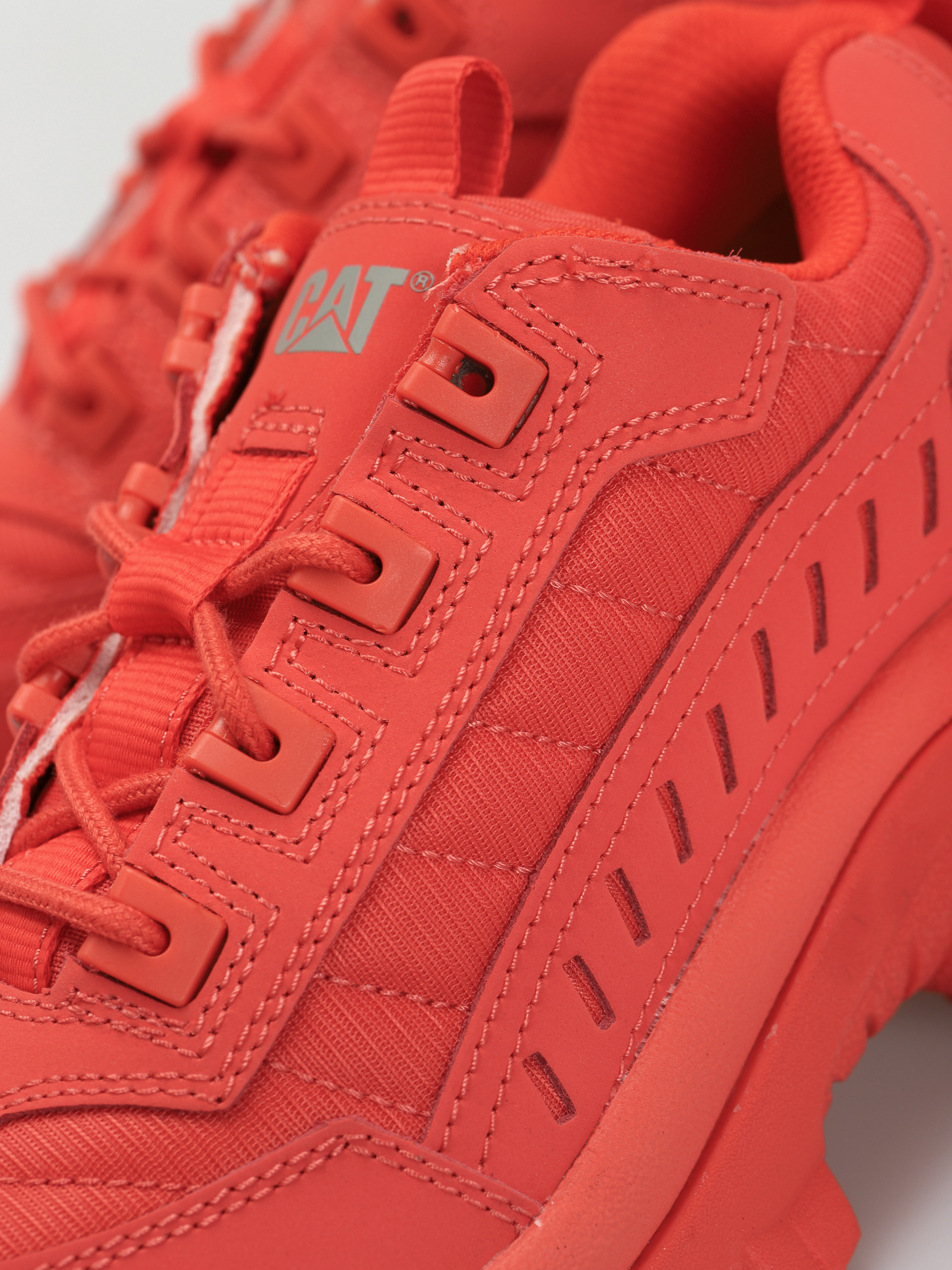 Boty Caterpillar Intruder (red)