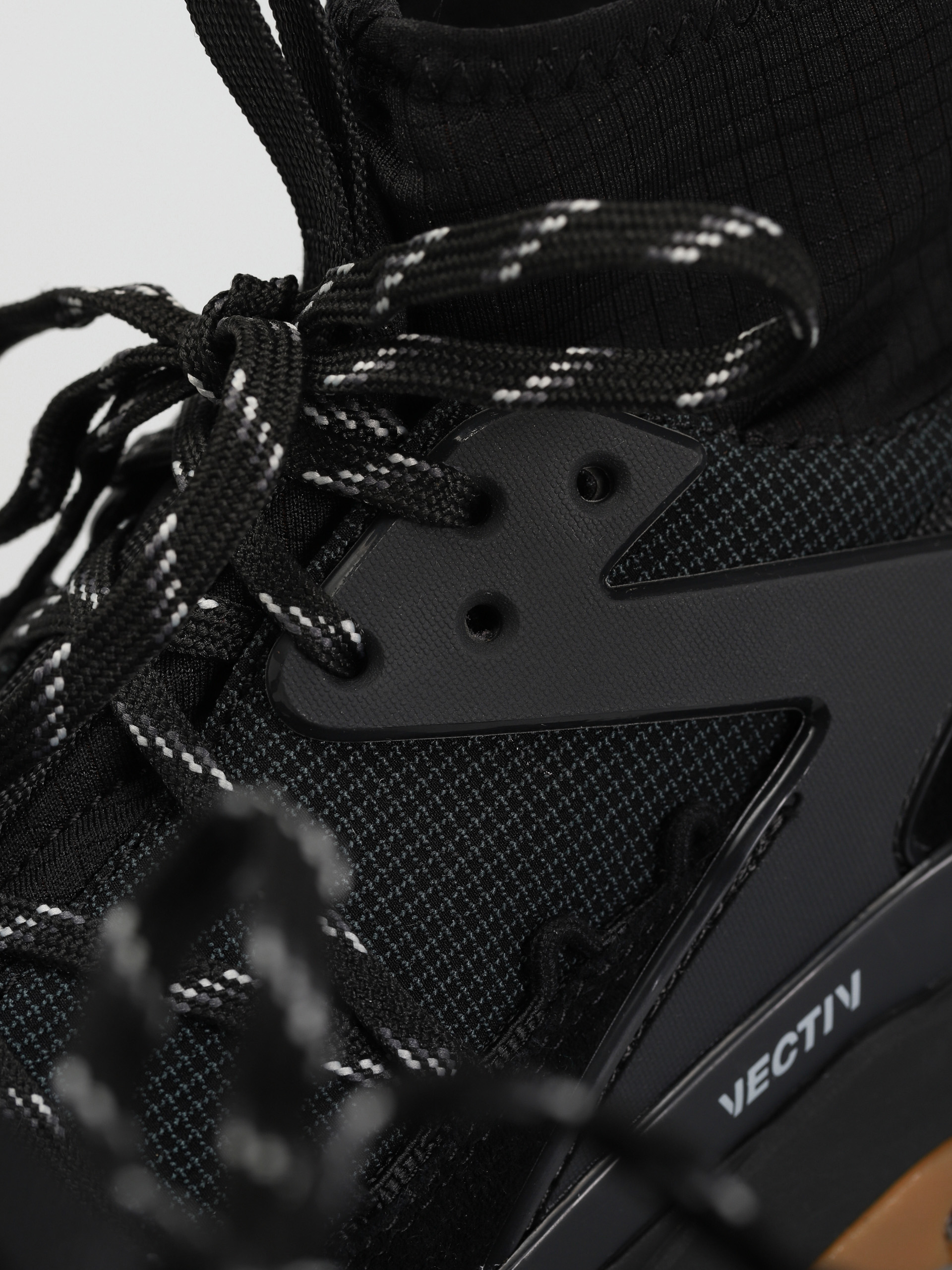 Boty The North Face Vectiv Taraval Peak (tnf black/asphalt grey)