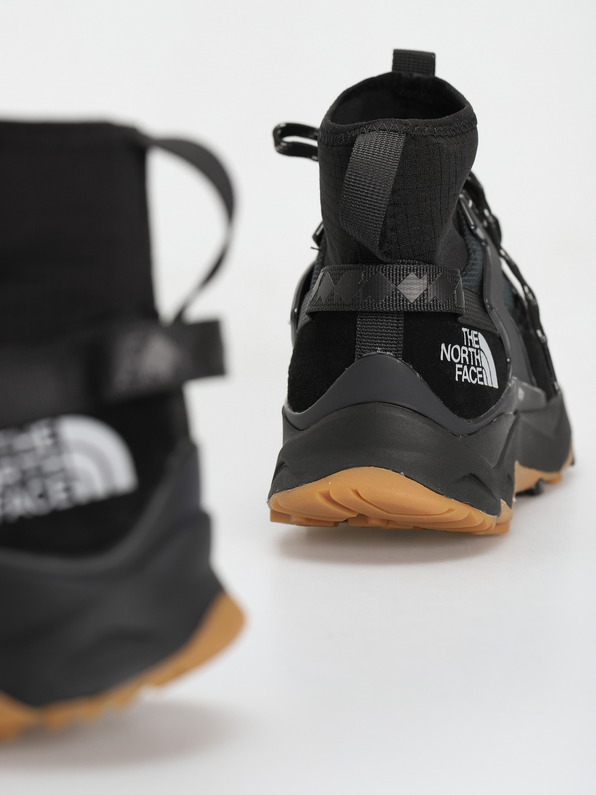 Boty The North Face Vectiv Taraval Peak (tnf black/asphalt grey)