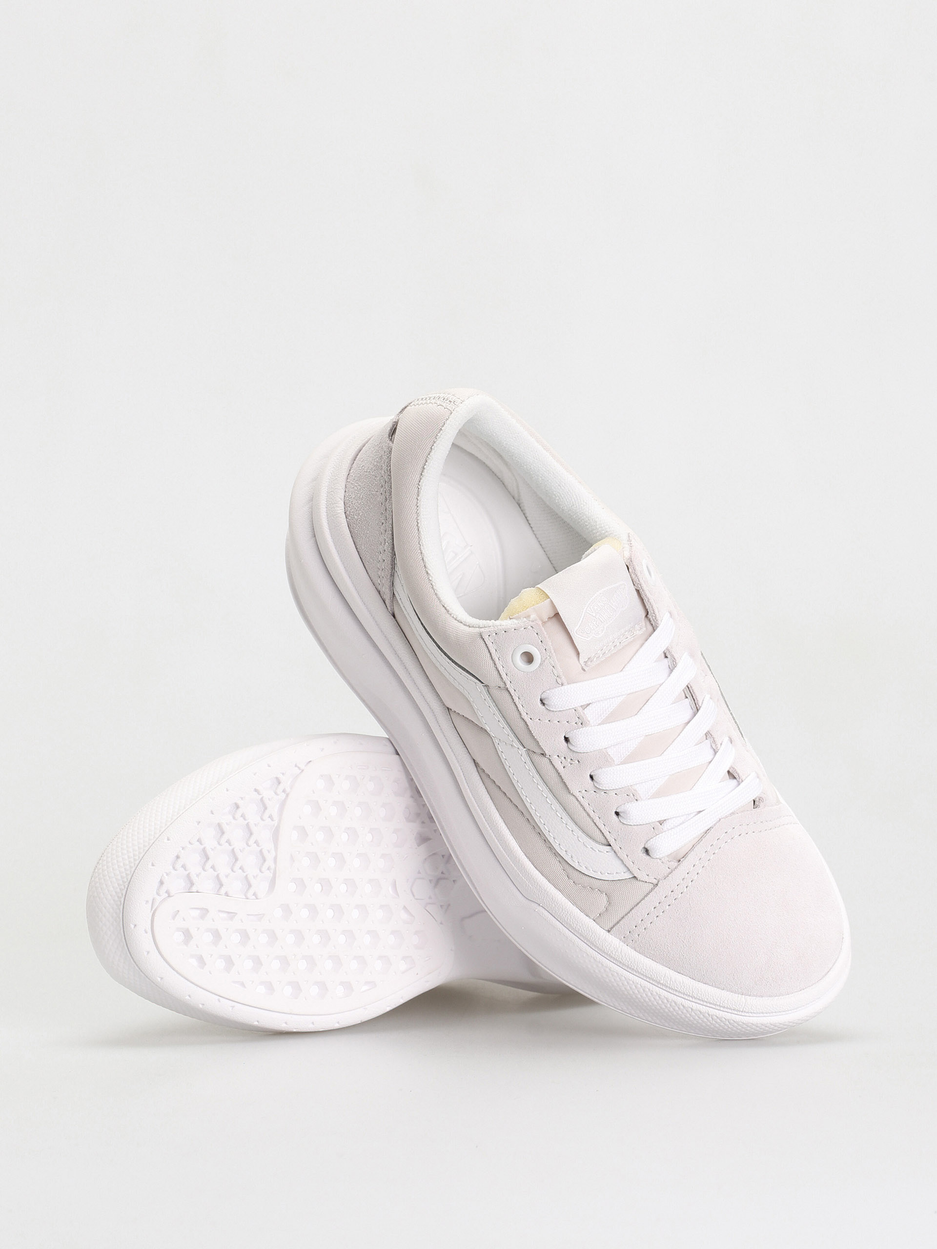 Boty Vans Old Skool Overt CC (light grey/white)