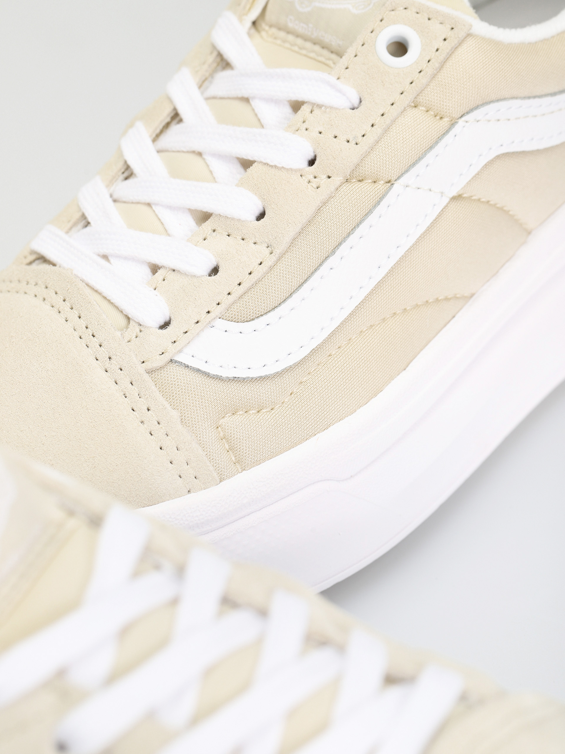 Boty Vans Old Skool Overt CC (sand/white)