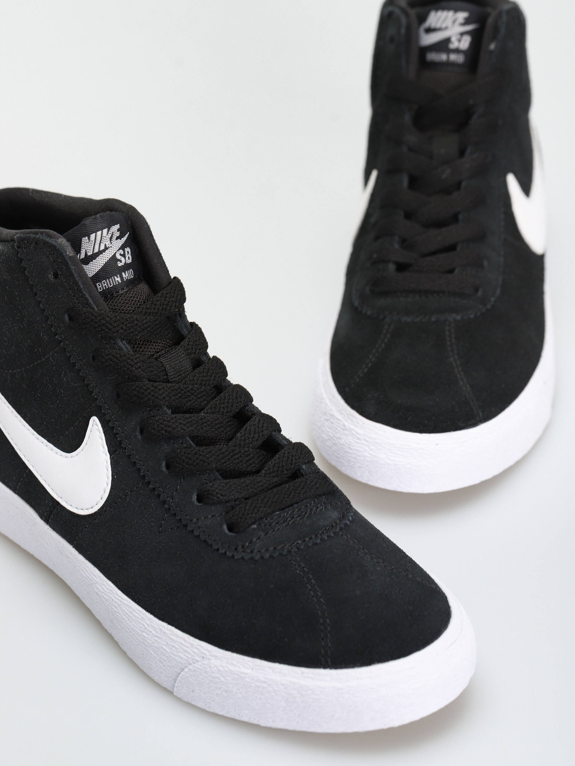 Boty Nike SB Bruin High Wmn (black/white black gum light brown)