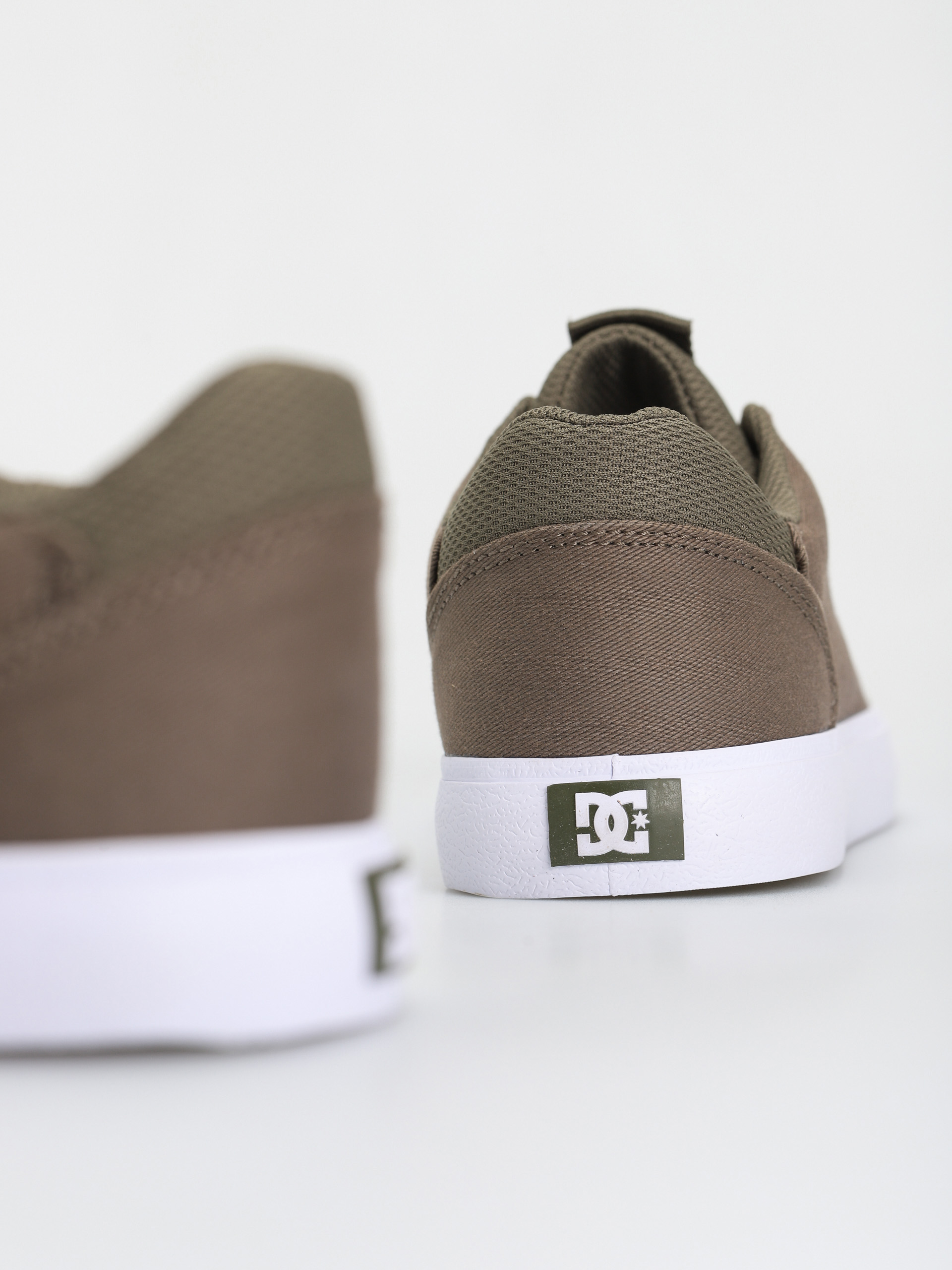 Boty DC Hyde (chive)