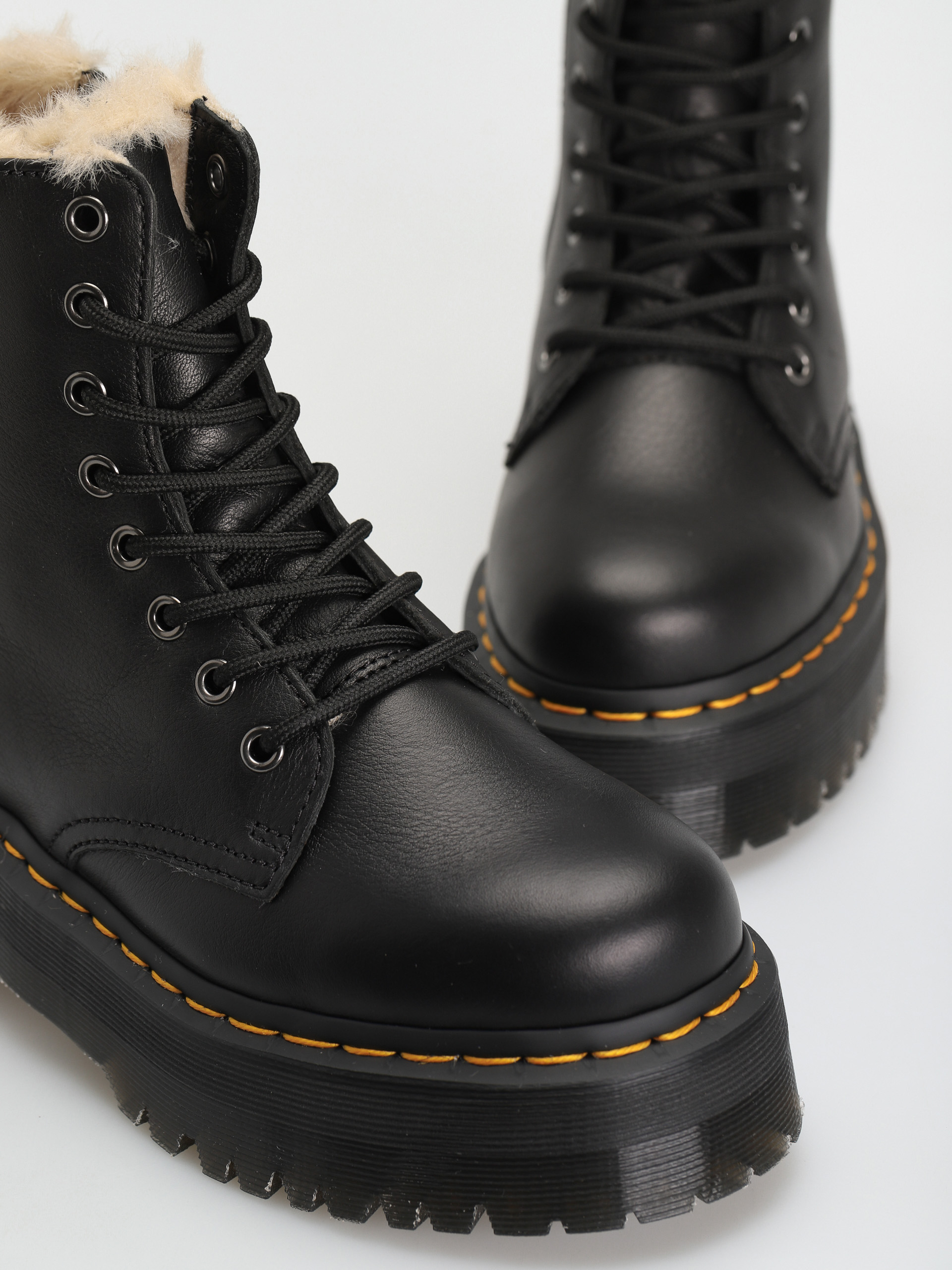 Boty Dr. Martens Jadon FL Wmn (black pisa natural em toby 900g)