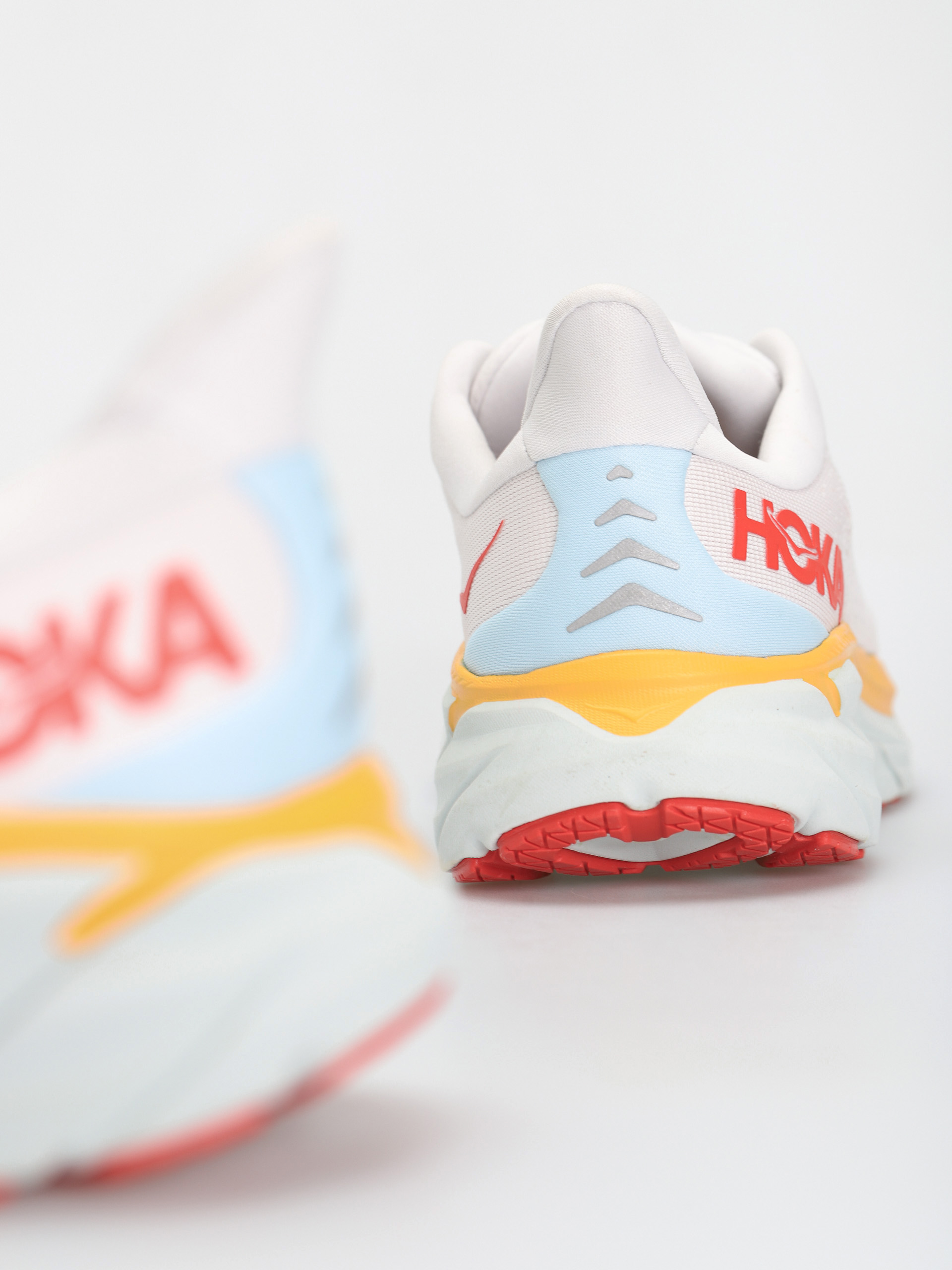 Boty Hoka One One Clifton 8 (nimbus cloud/blanc de blanc)