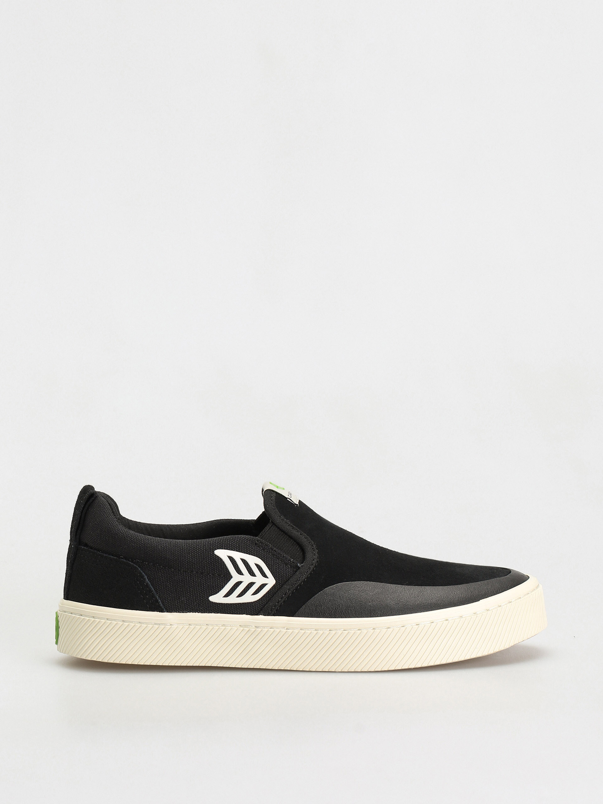 Boty Cariuma Catiba Pro Slip On (black/ivory)