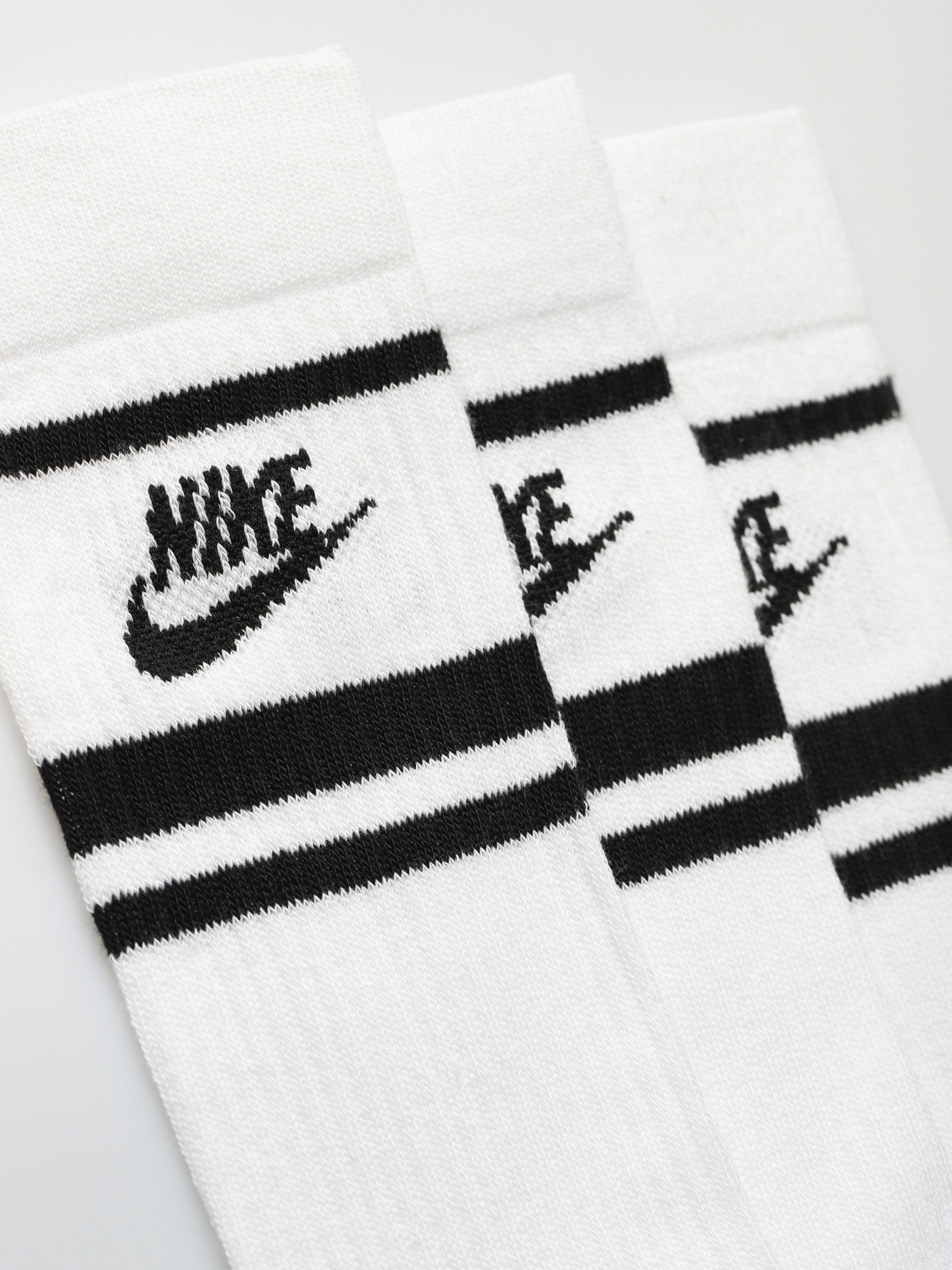 Ponožky Nike SB Sportswear Everyday Essential (white/black/black)