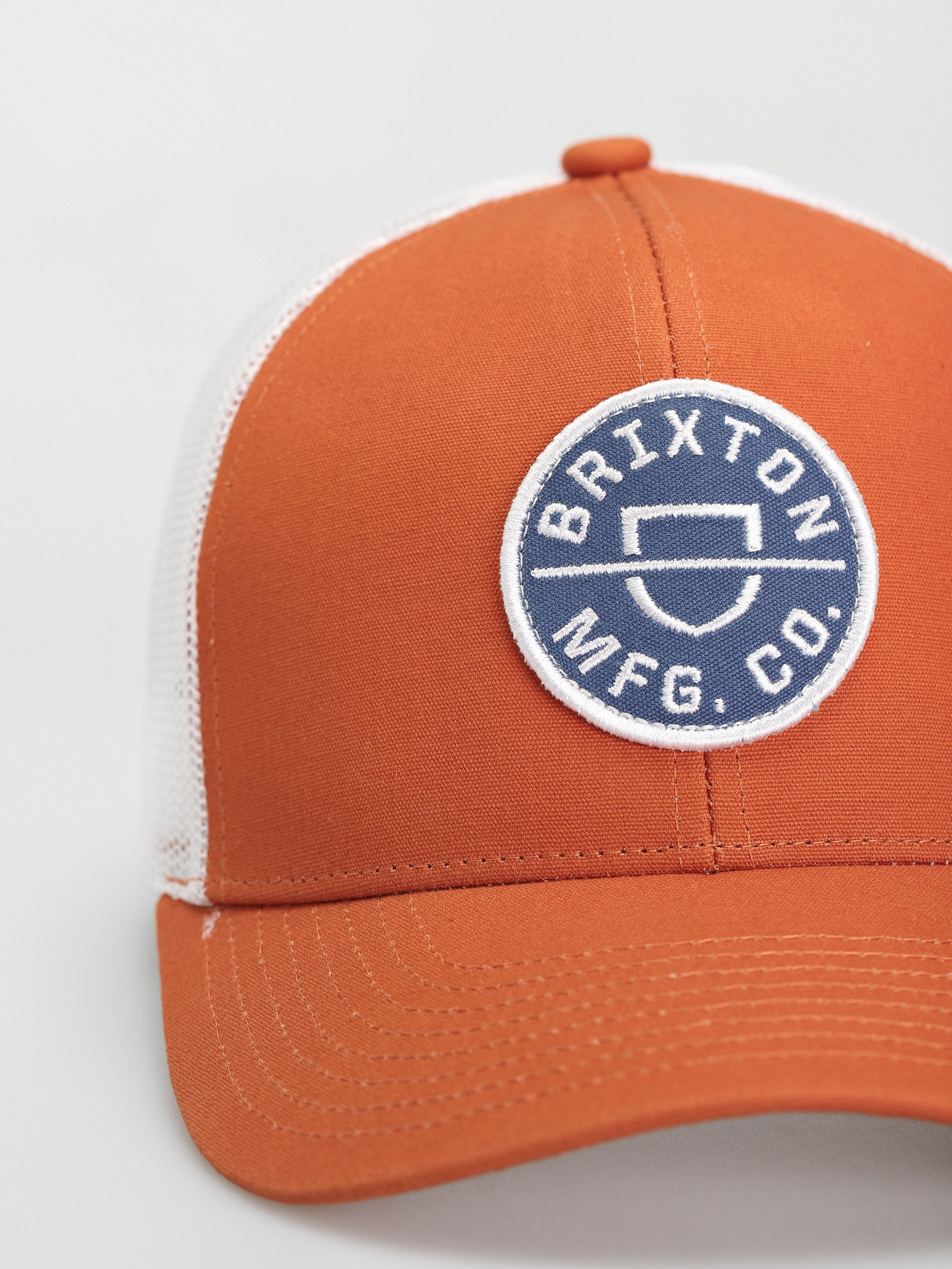 Kšiltovka  Brixton Crest X Mp Mesh Cap (burnt orange/white)
