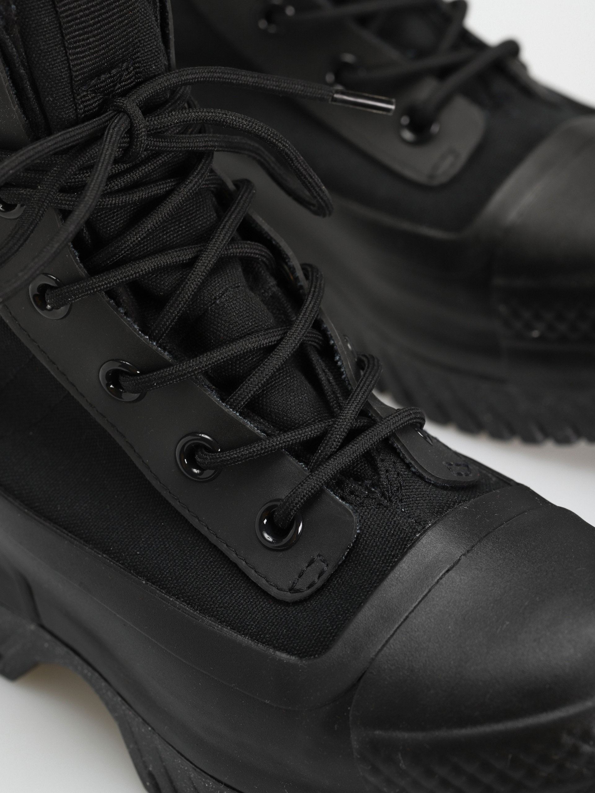 Boty Converse Chuck Taylor All Star Lugged 2.0 Cc X-Hi (black/black)