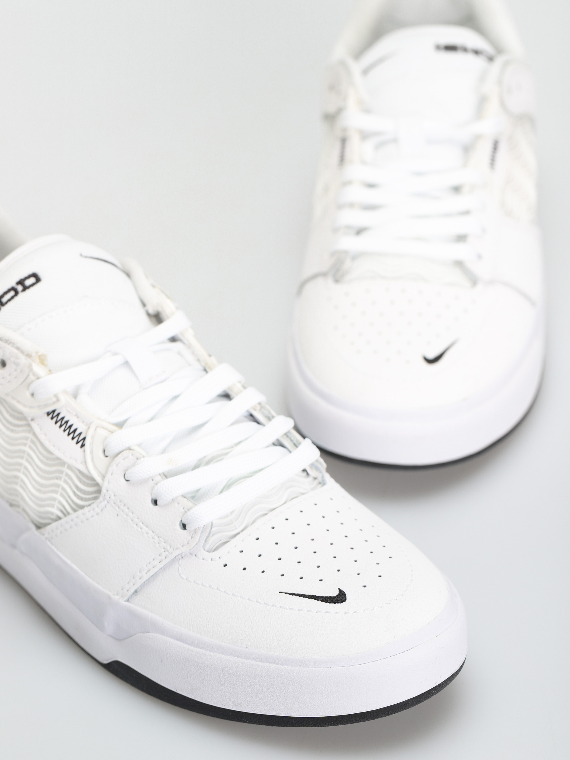 Boty Nike SB Ishod Prm (white/black white black)
