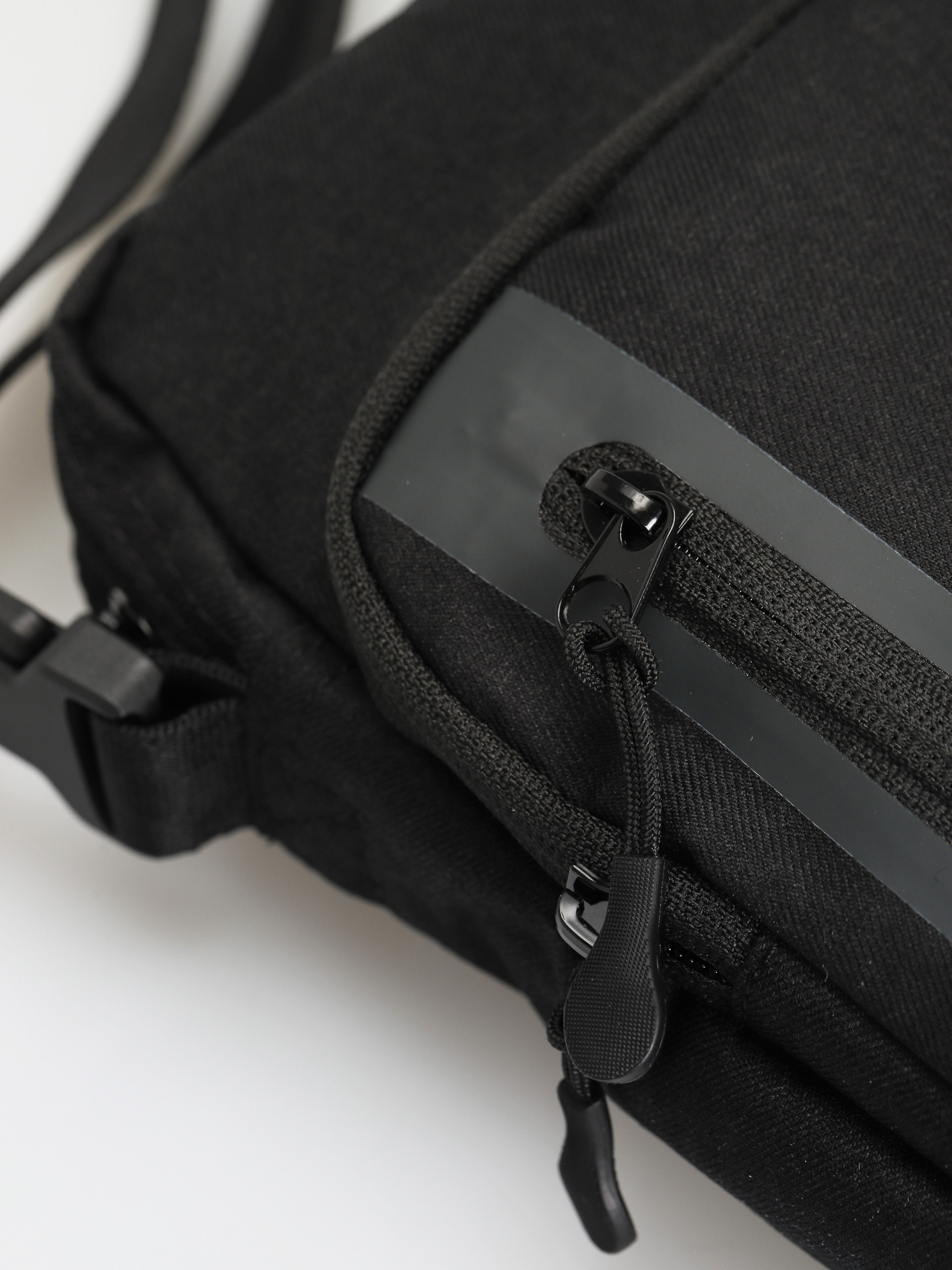 Taška Nike SB Elemental Crossbody (black/black/anthracite)